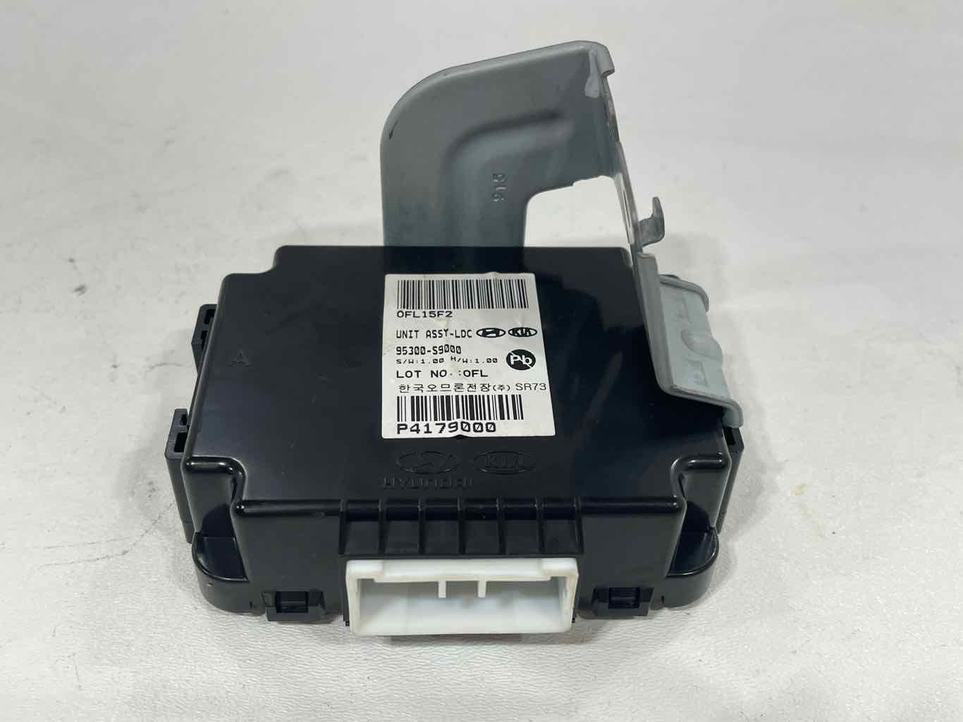 Fits 2020 - 2022 KIA TELLURIDE DC to AC Power Inverter Converter Module OEM