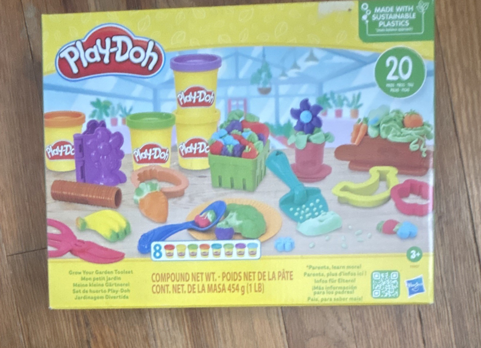 Play-Doh Grow Your Garden Toolset 20 Pieces Modeling Clay Set