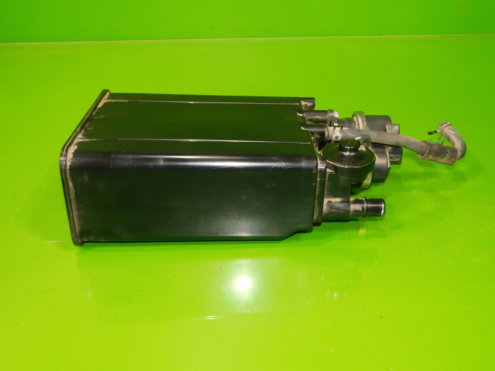 06-13 IS250 IS350 OEM charcoal fuel evap vapor purge canister tank