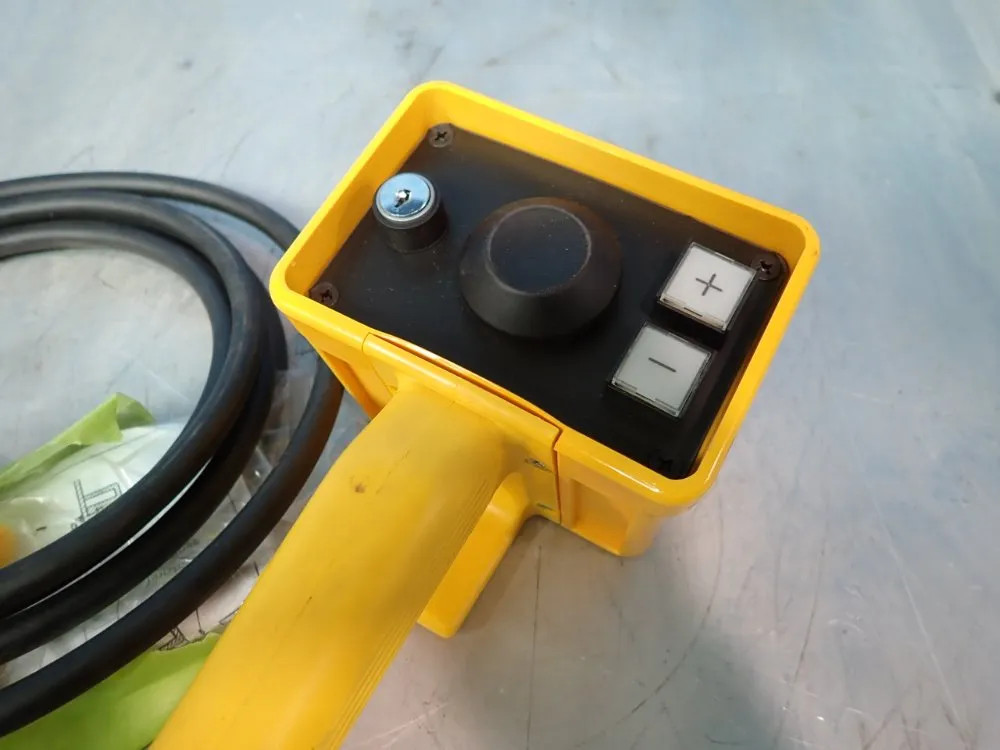 EUCHNER ZSB070904 ENABLING SWITCH 05190222220