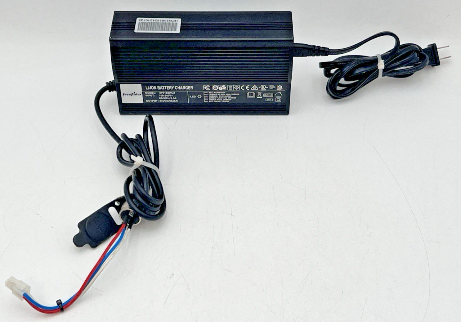 FREERIDER LI-ION BATTERY CHARGER, HP0180WL2, USED