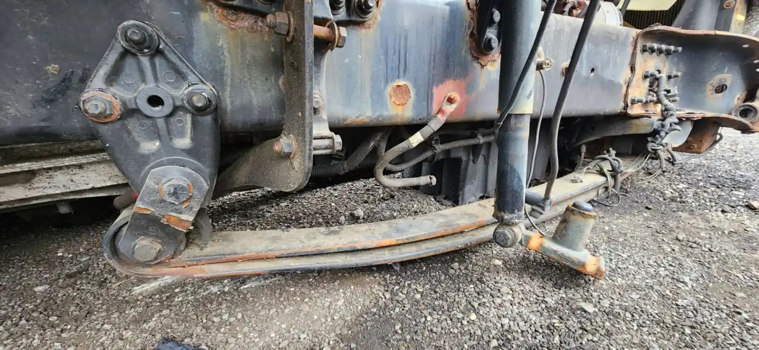 (Used) 2015 Freightliner Cascadia 125, FRONT LEAF SPRINGS Front Leaf & Springs