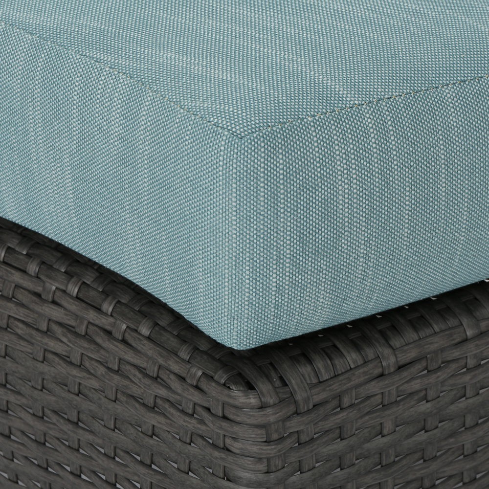 Outdoor Single Sofa Chair, Waterproof Rattan w/ Removable Cushion All Weather