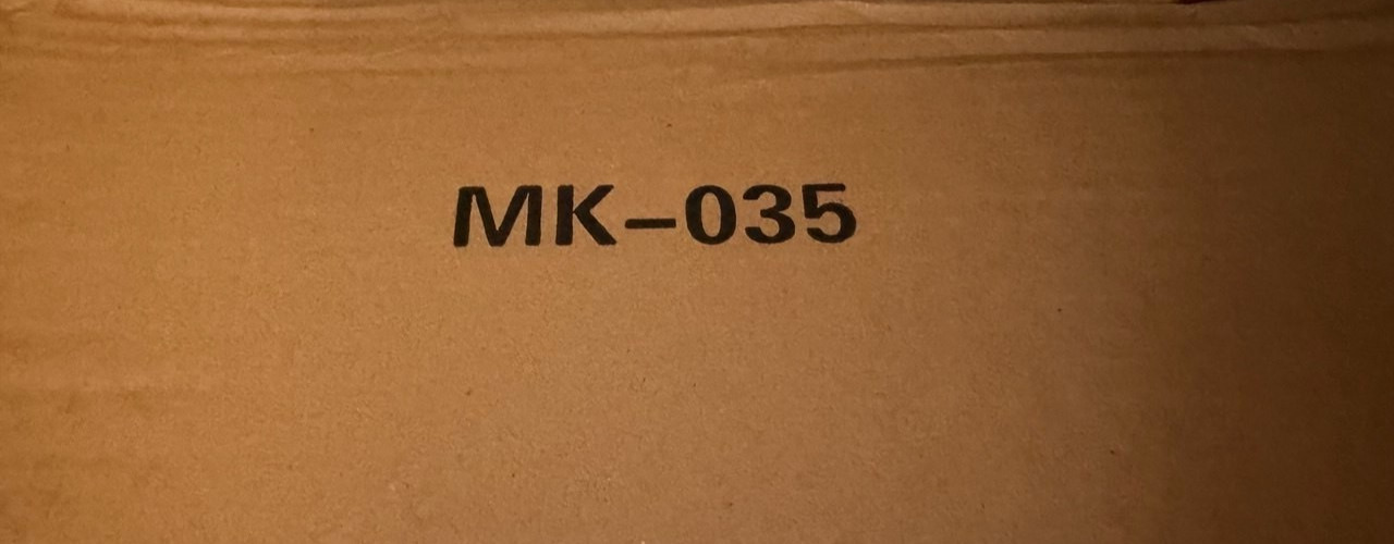 MIKING MK‑035 multi-functional luxury model does not include dumbbells