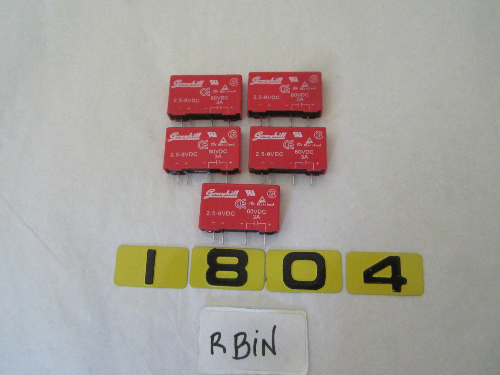 GRAYHILL 70M-0DC5B OUTPUT MODULE    LOT OF 5