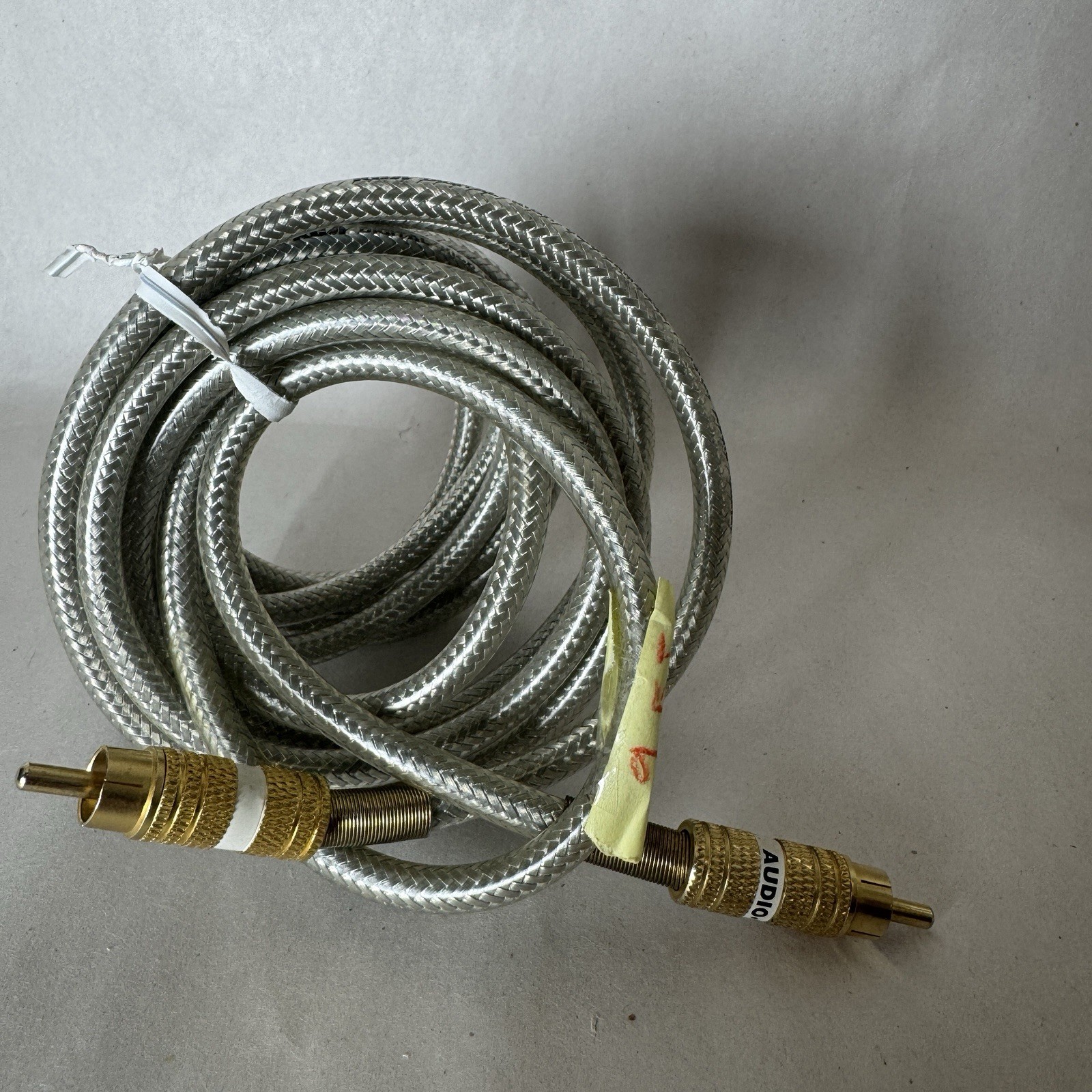RCA High Performance Digital Audio-L Cable Gold Plated Threaded Cable Wire 9 Ft