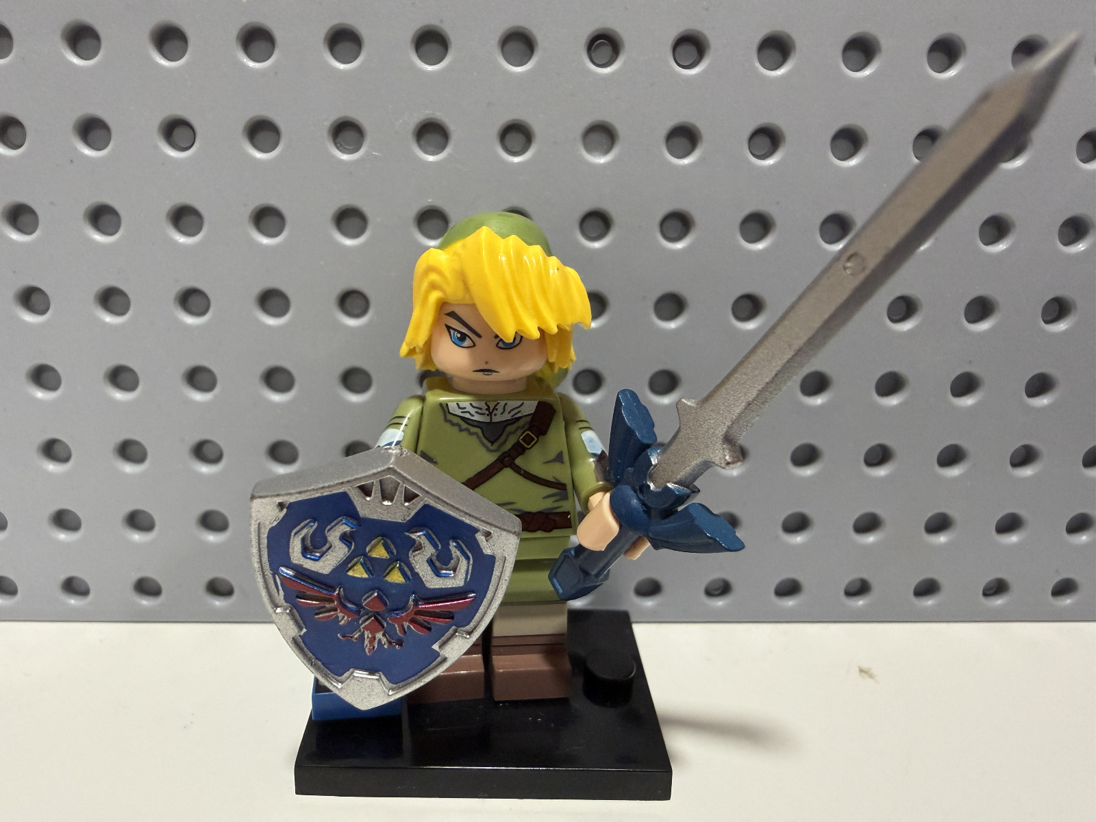 LEGO Legend of Zelda Link Custom Minifigure