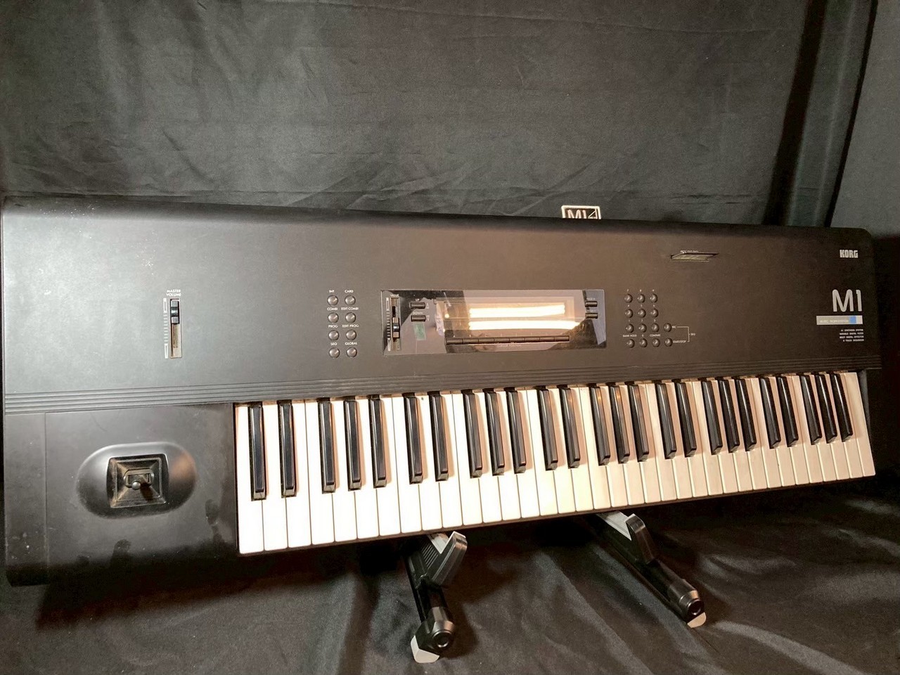 KORG M1 Music Workstation Synthesizer w/ Power Cable & Memory Card (Used)