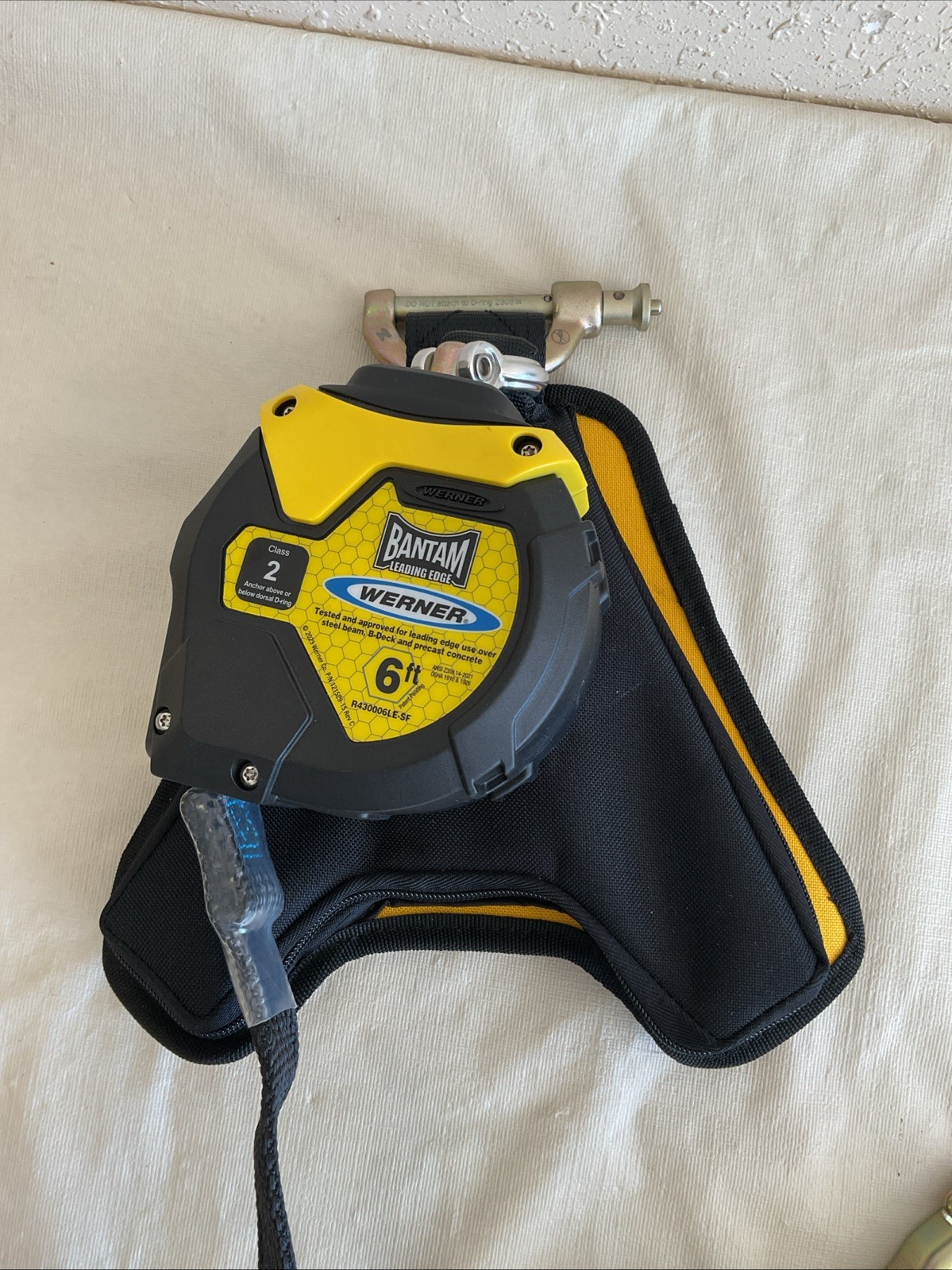 WERNER R430006LE-R 6ft Bantam Self-Retracting Lifeline Class 2