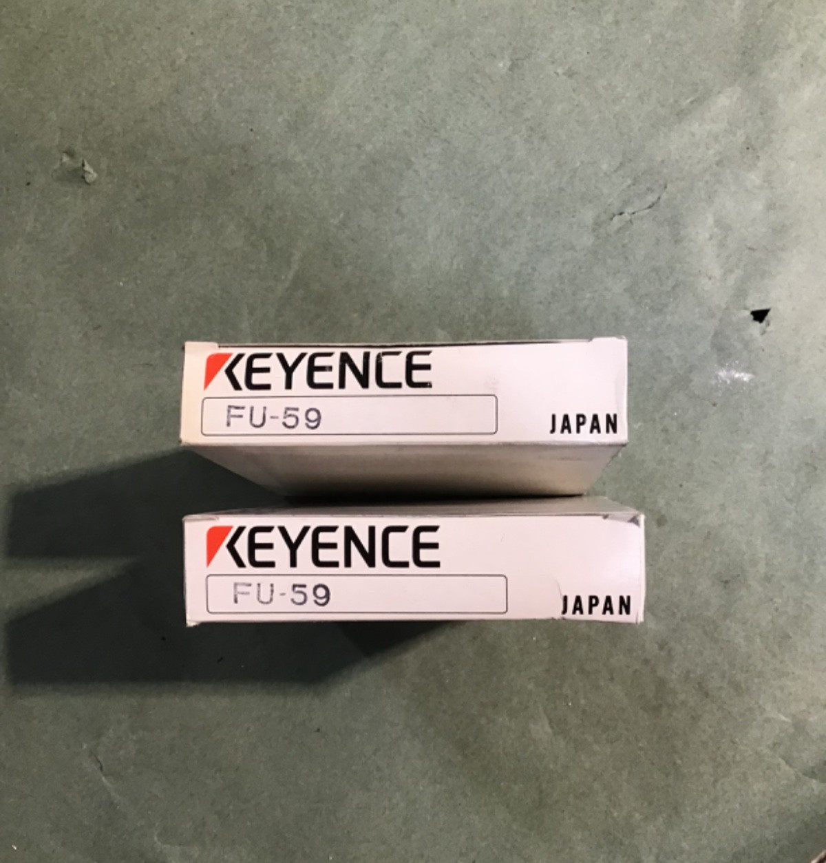 KEYENCE FU-59 PHOTOELECTRIC FIBEROPTIC SENSOR. (SET OF 2) NEW CONDITION IN BOX
