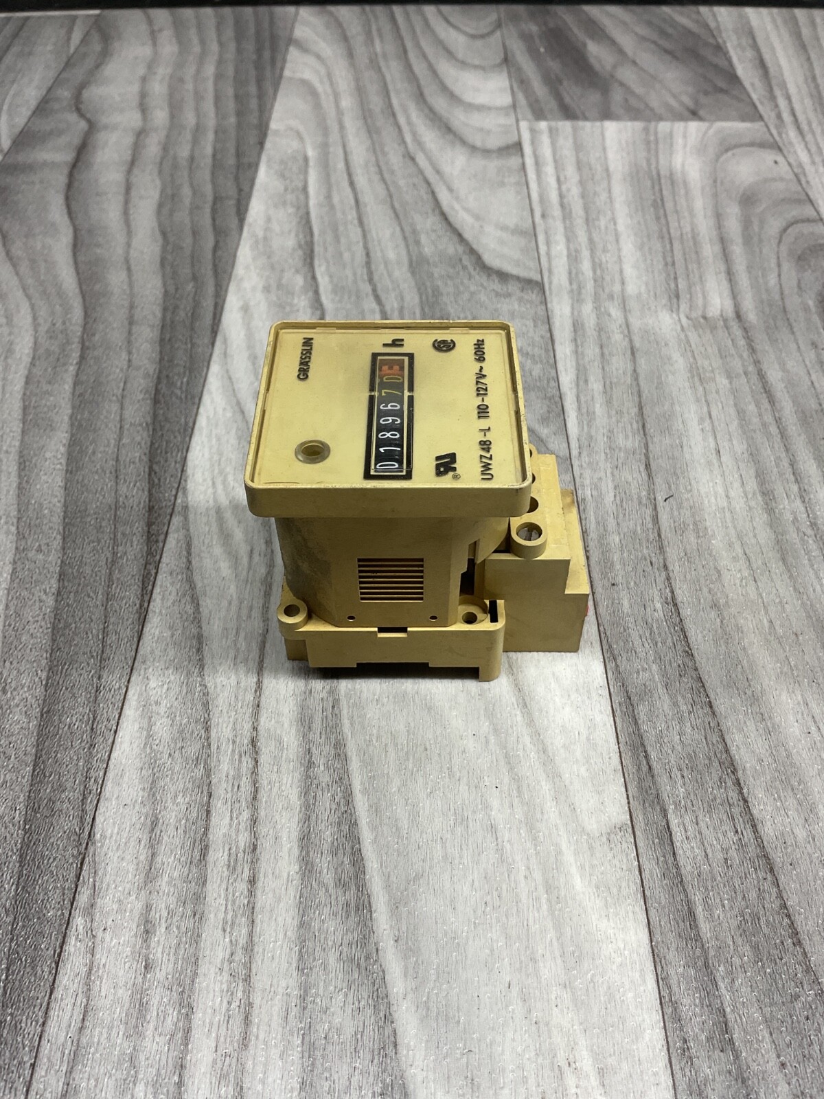 Grasslin UWZ48-L Hour Counter #4010PT173