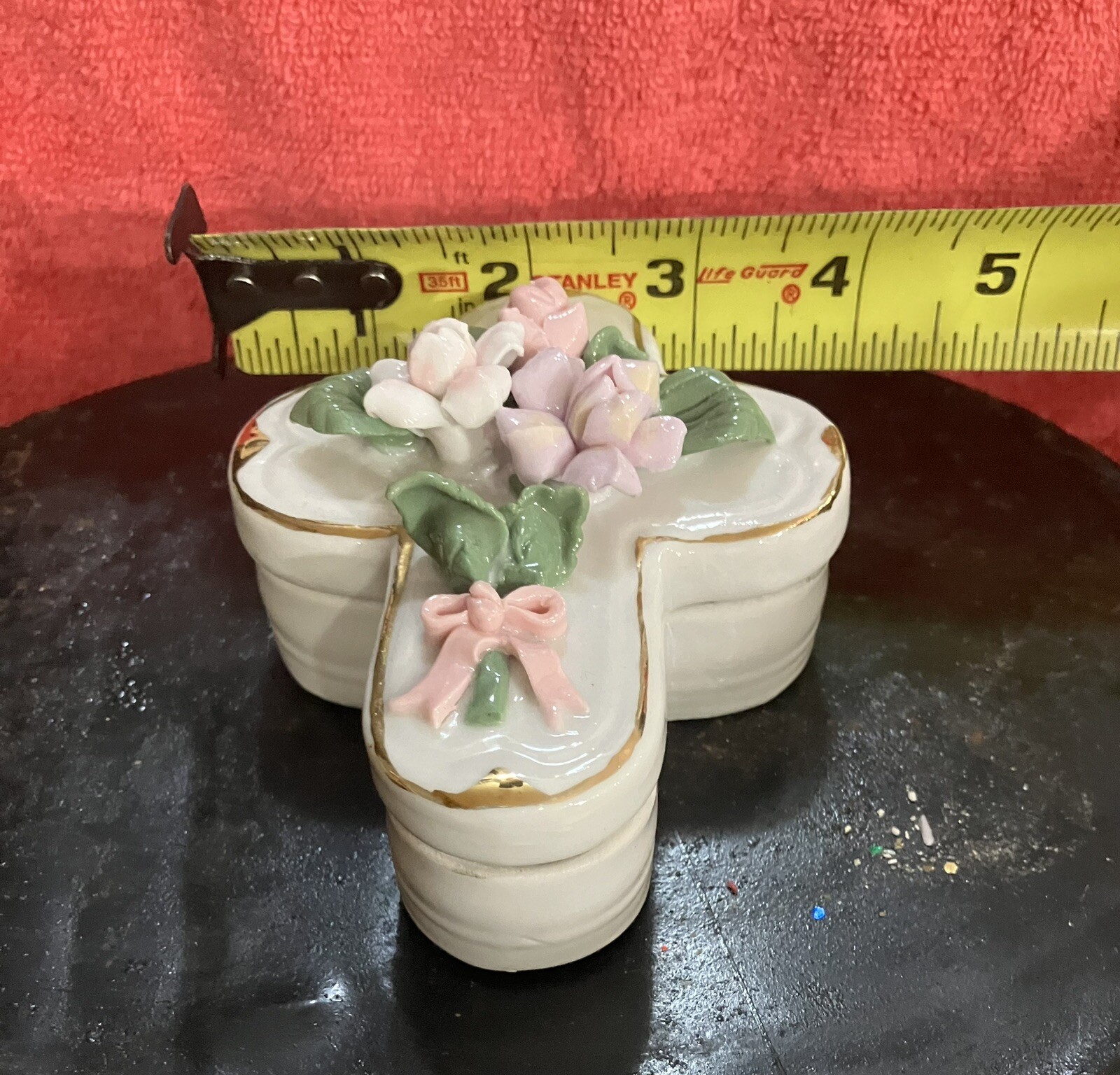 *Enesco Cross Trinket Box. DWK59