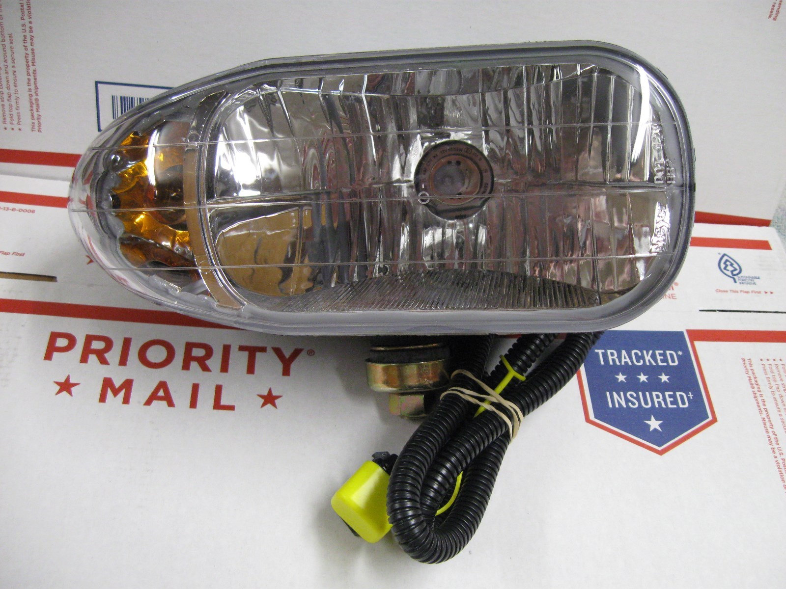 MEYER GENUINE NIGHT SABER SNOW PLOW LIGHT WITH HARDWARE- NEW PASSENGER 07224