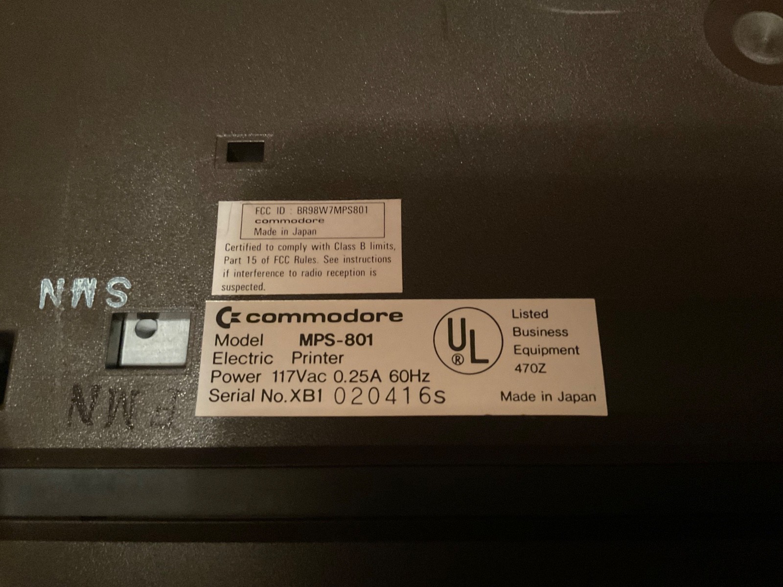 Commodore MPS801 Dot Matrix Printer - RARE - C64 Powers Up