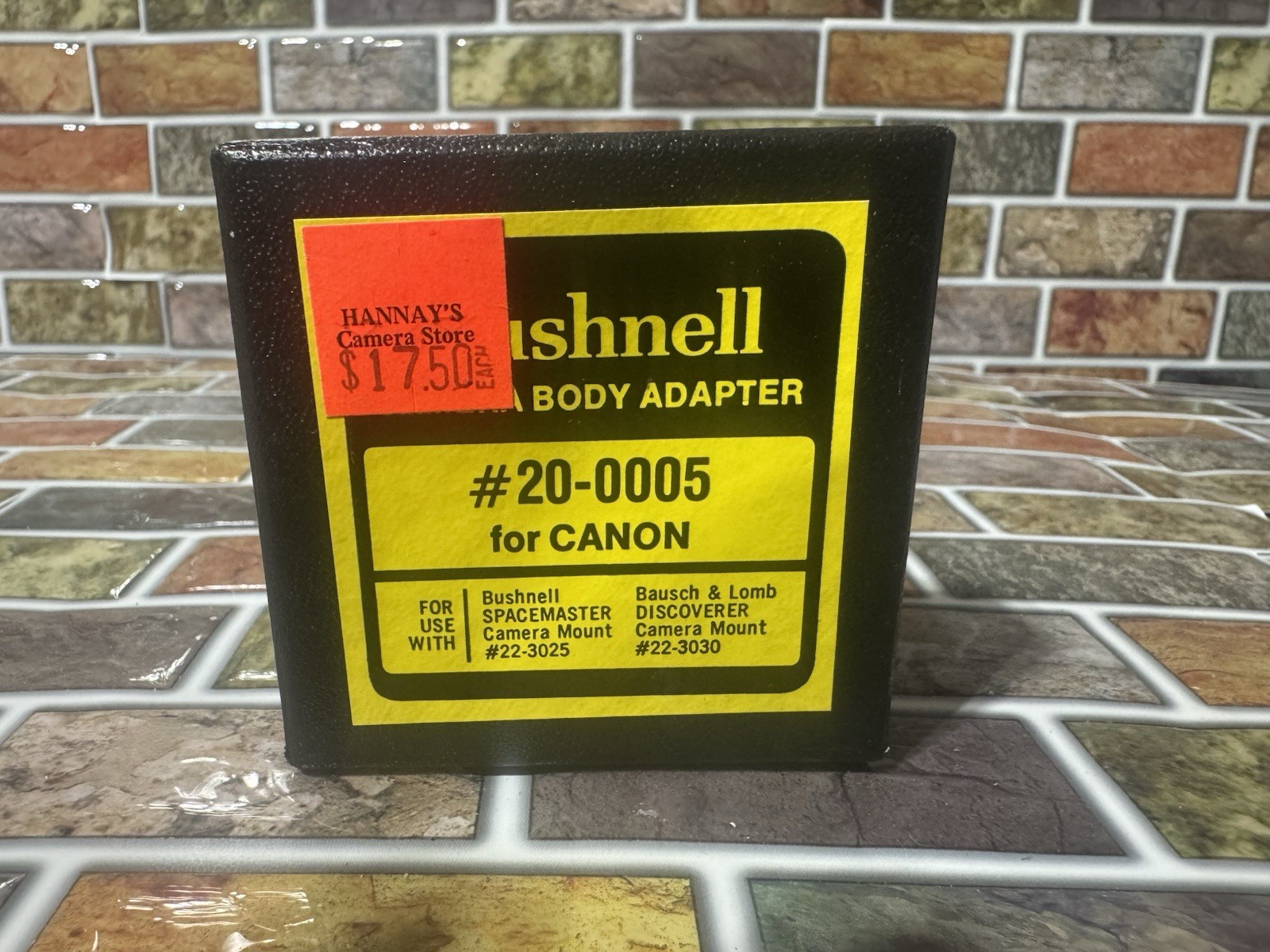 Bushnell 20-0005 Camera Body Adapter for Canon 35mm