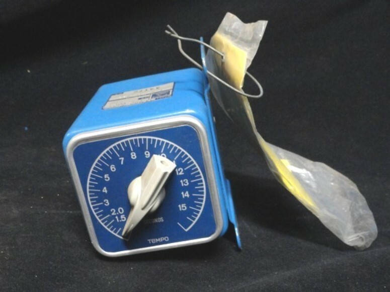 TEMPO TIMER - 1.5-15 SEC. - MODEL: GE888-138S - NEW NO BOX