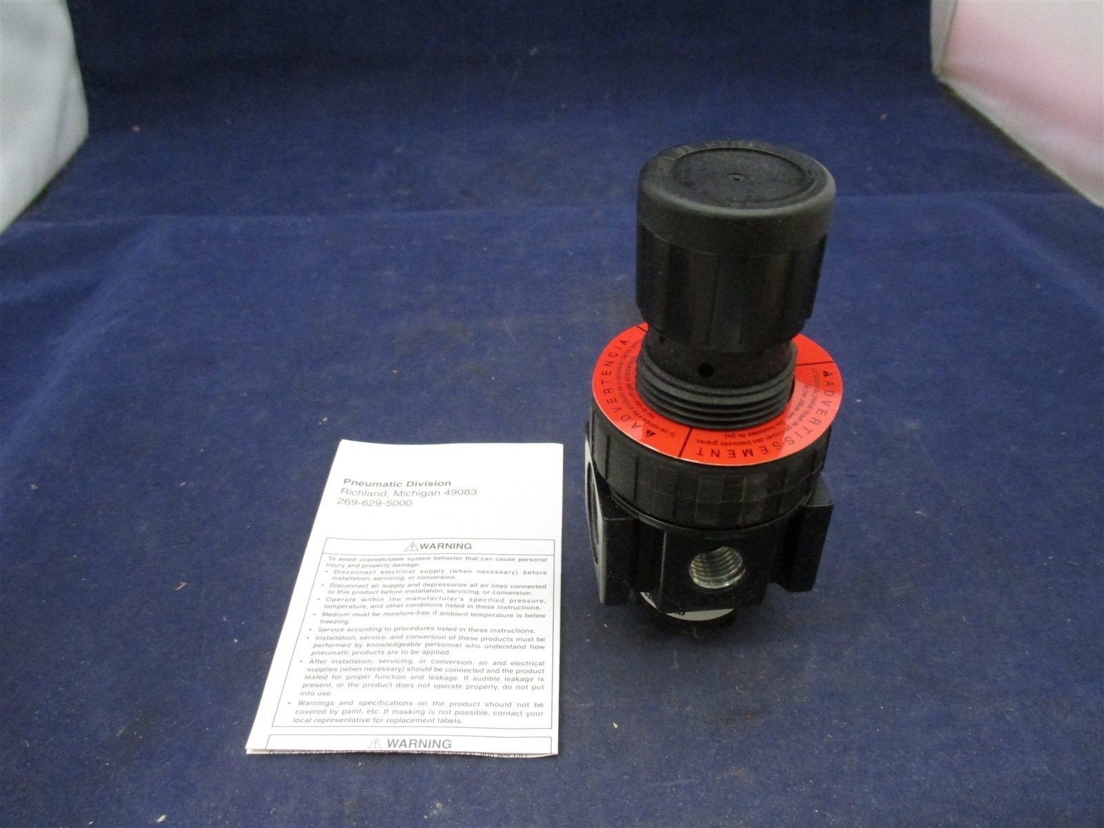 Parker 05R213AD  Pneumatic Regulator new