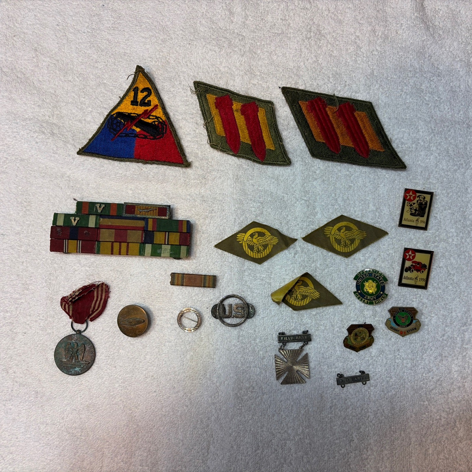Military Patches And Pins. Desert Storm Era.