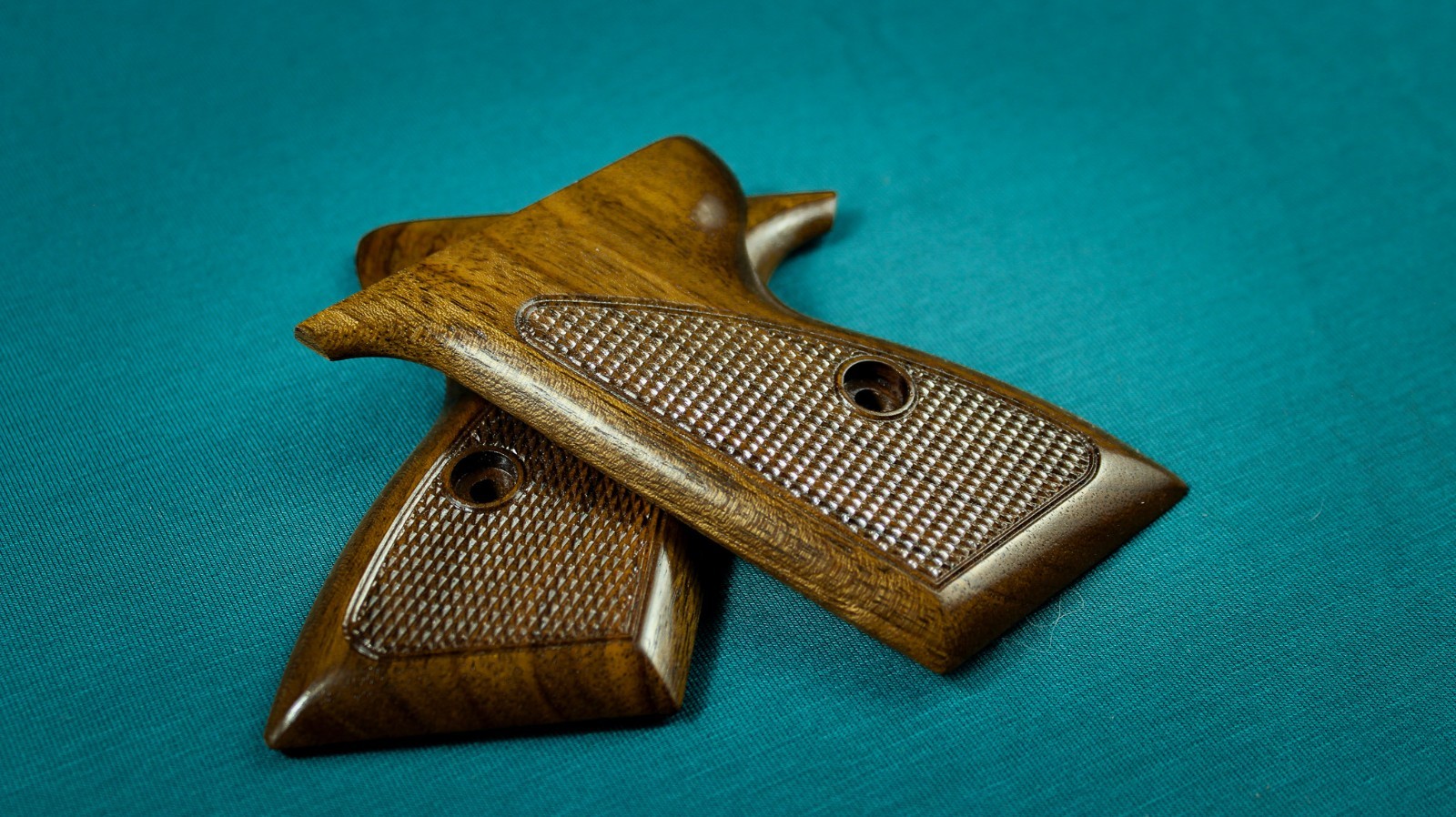 Grips for Mauser HSC - Walnut wood - Fully handmade - Authentic