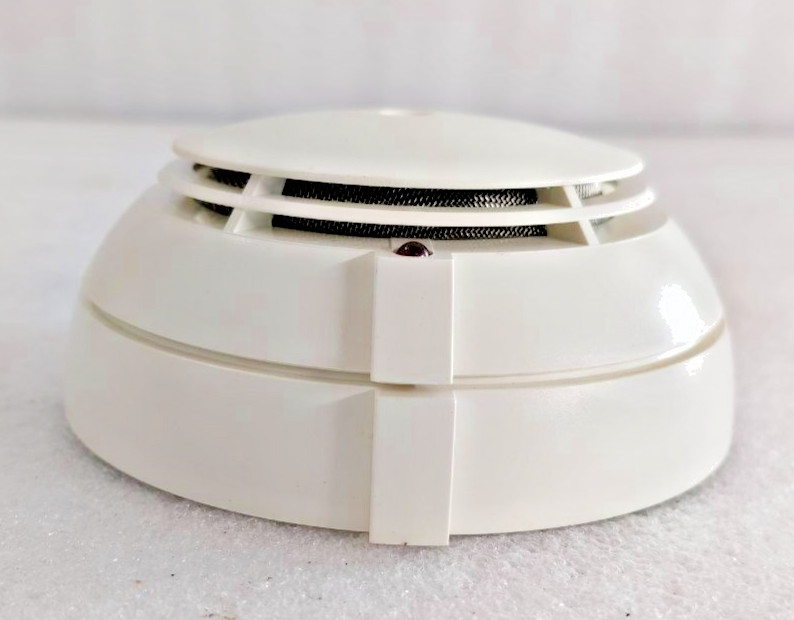 SIEMENS Smoke Detector DO1152A NEW