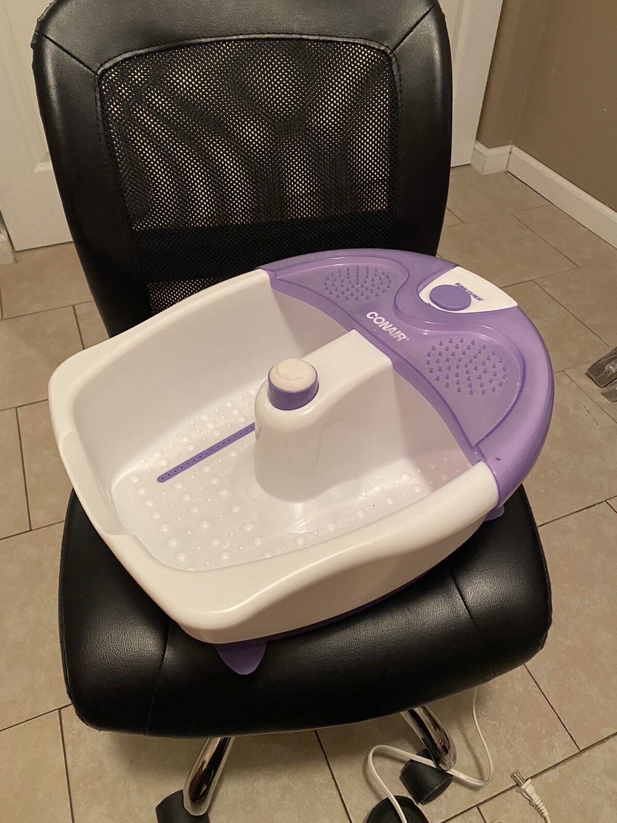 Conair Foot Spa with bubbles, massage, & heat