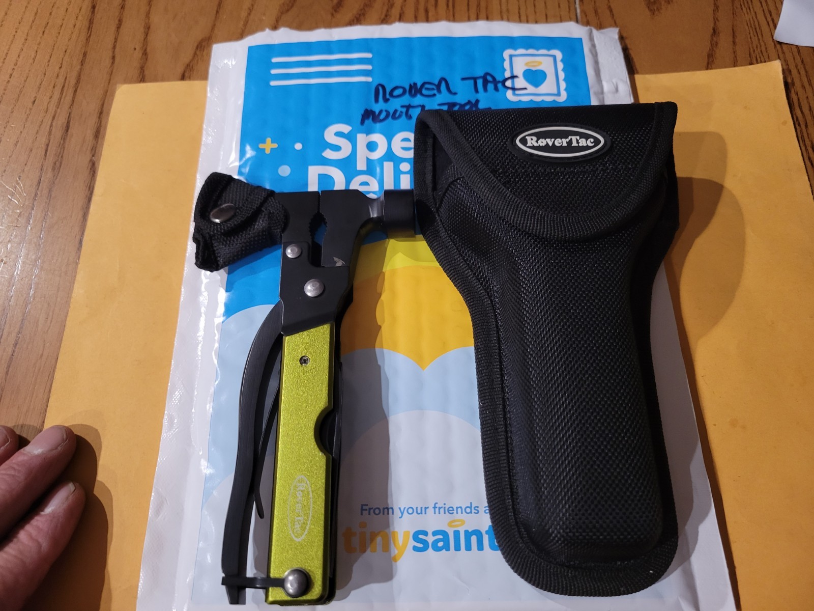 ROVER TEC  MULTI TOOL/KNIFE/ AXE 14 IN 1 TOOL & SHEATH