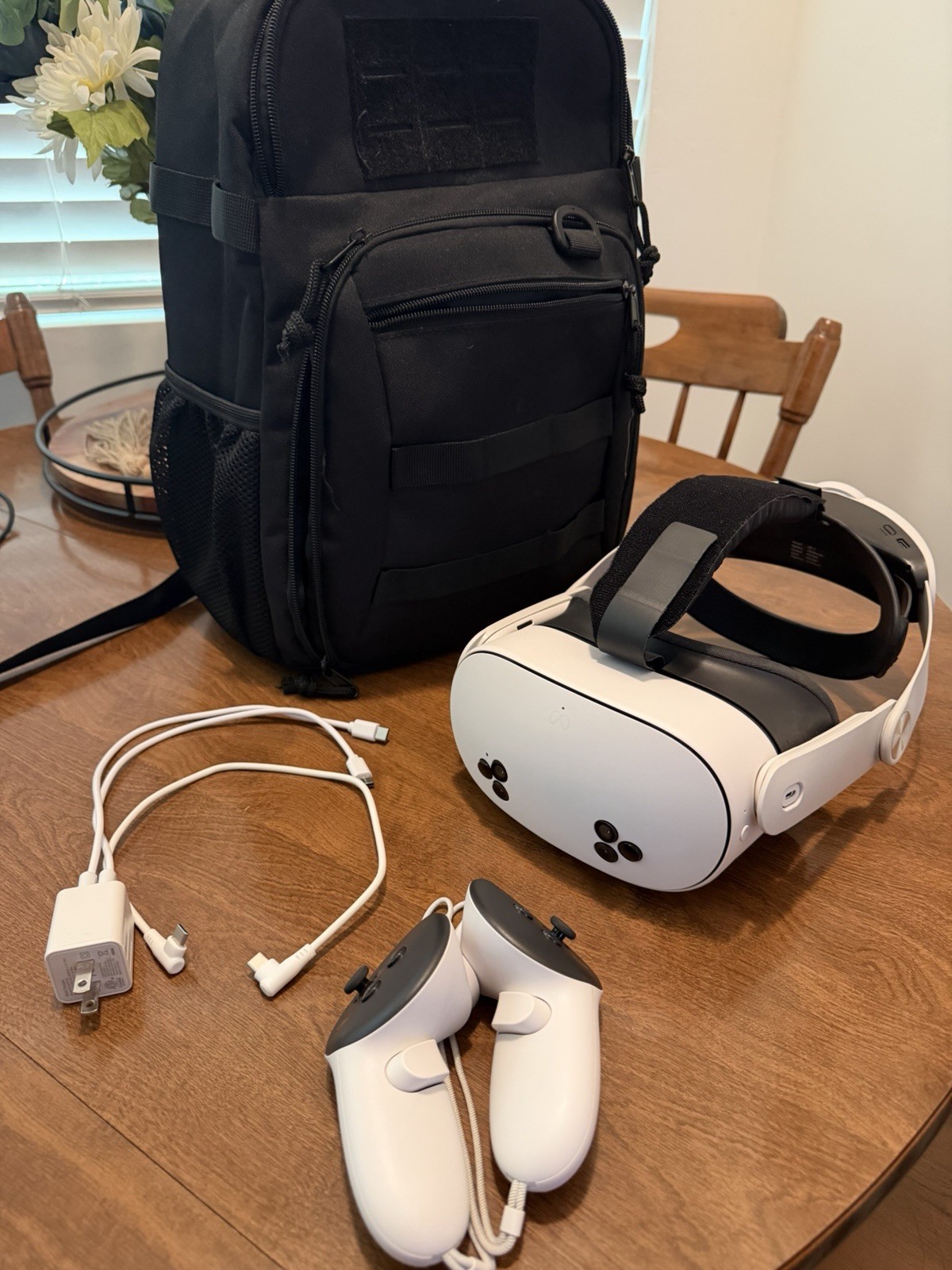 Meta Quest 3S 256GB VR Headset Bundle - Battery Head Strap & Carrying Case