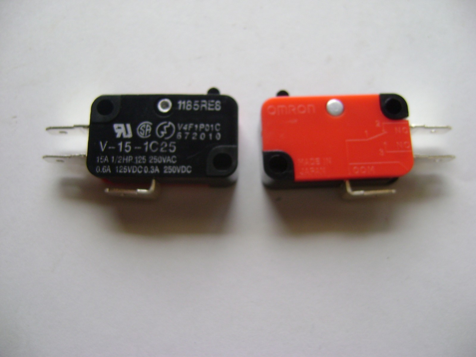 NEW OMRON V-15-1C25 MICRO SWITCH DR42