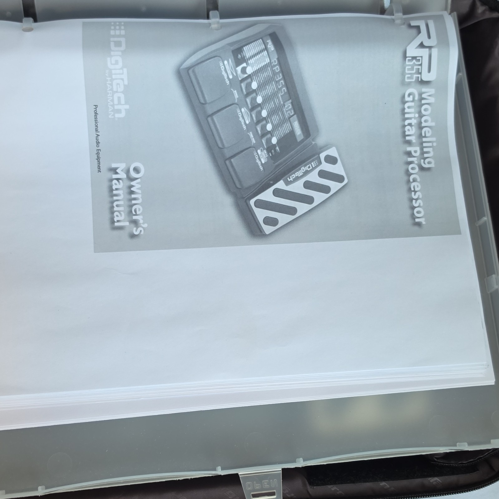 DigiTech RP355 Digital Modeling Multi-Effects Processor w/ Adapter USB Bag