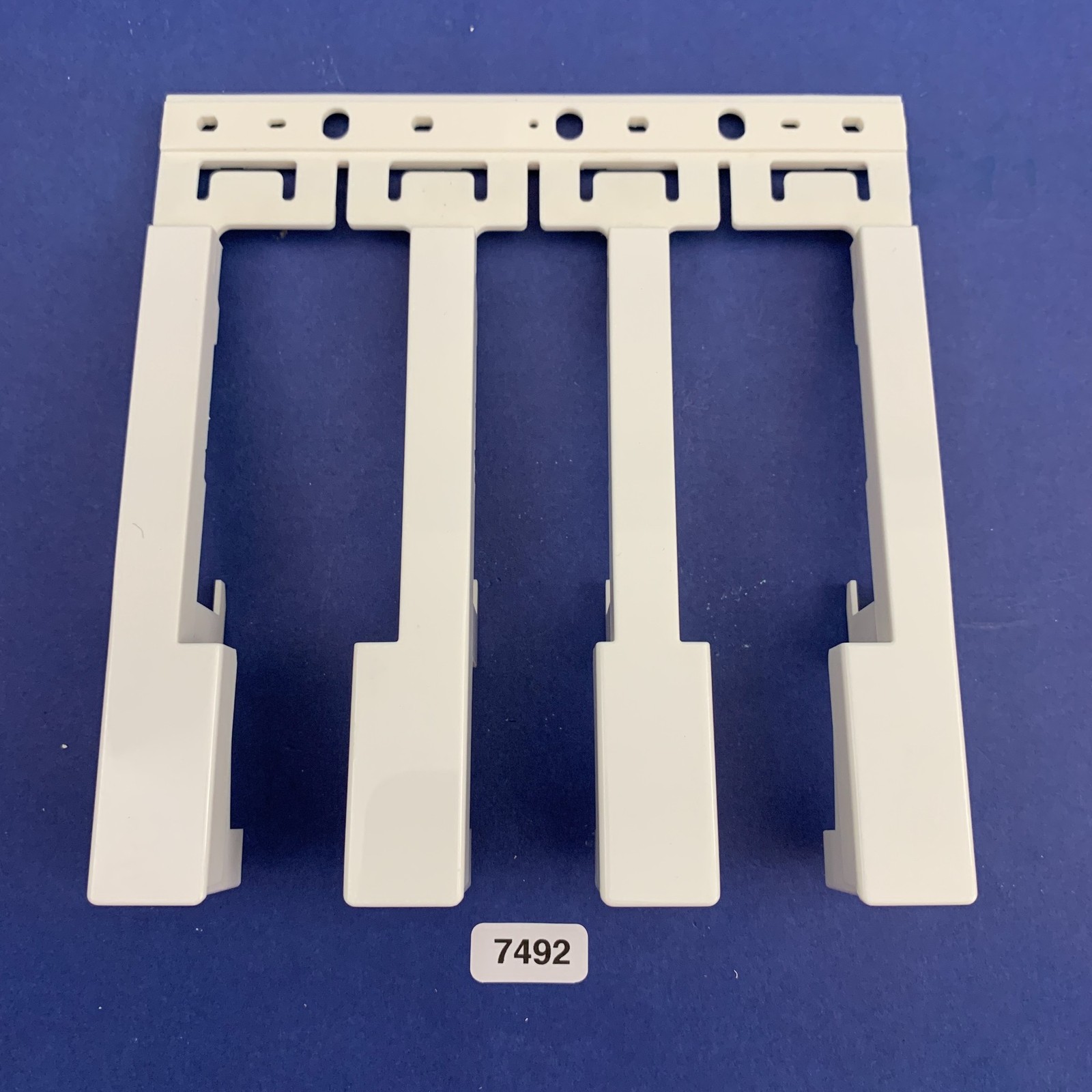 THE ONE Smart Light Keyboard OEM Replacement Key Part White Keys Set (C-E-G-B)