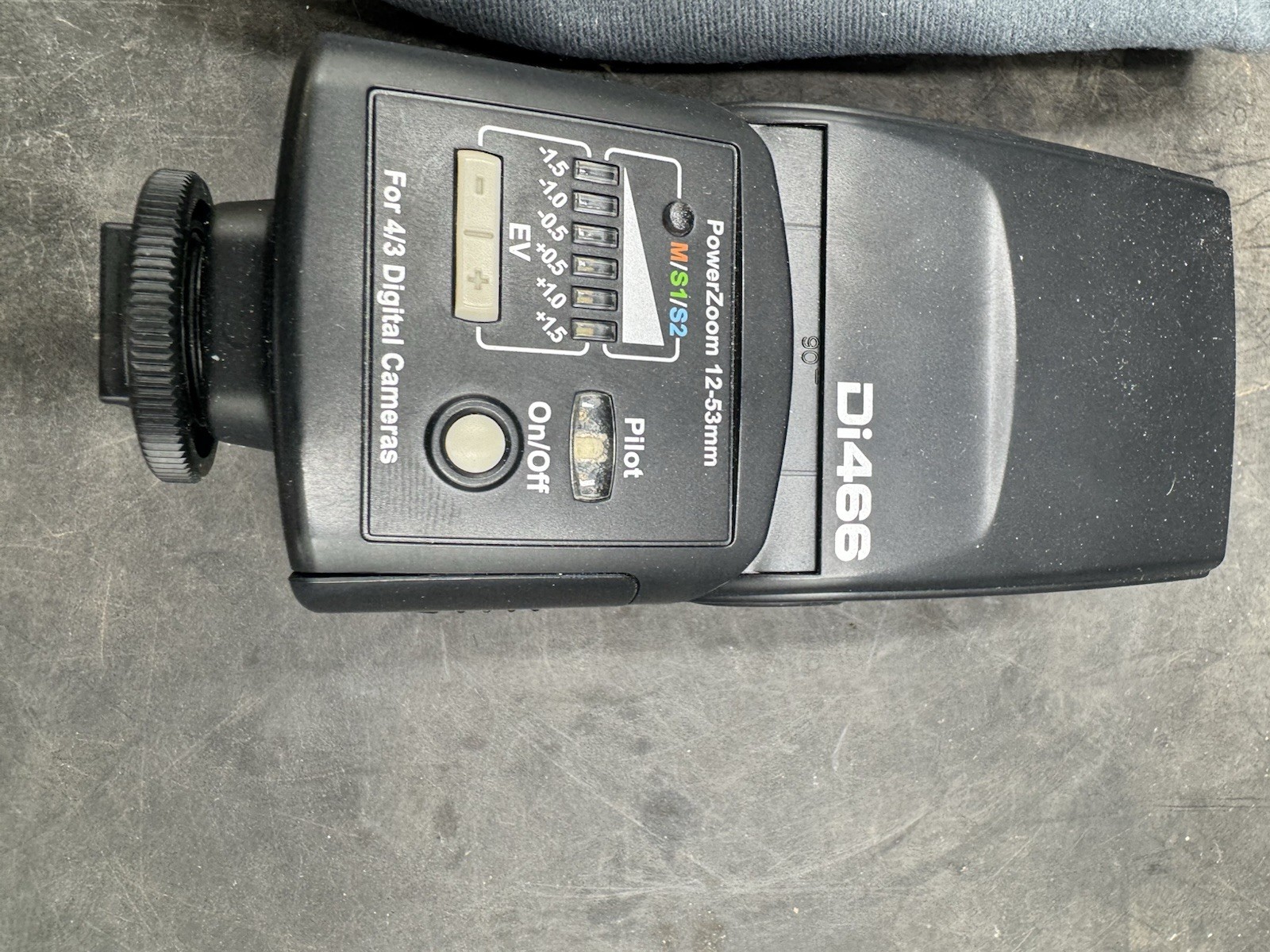 Nissin Speedlite Di466 for Canon Flash