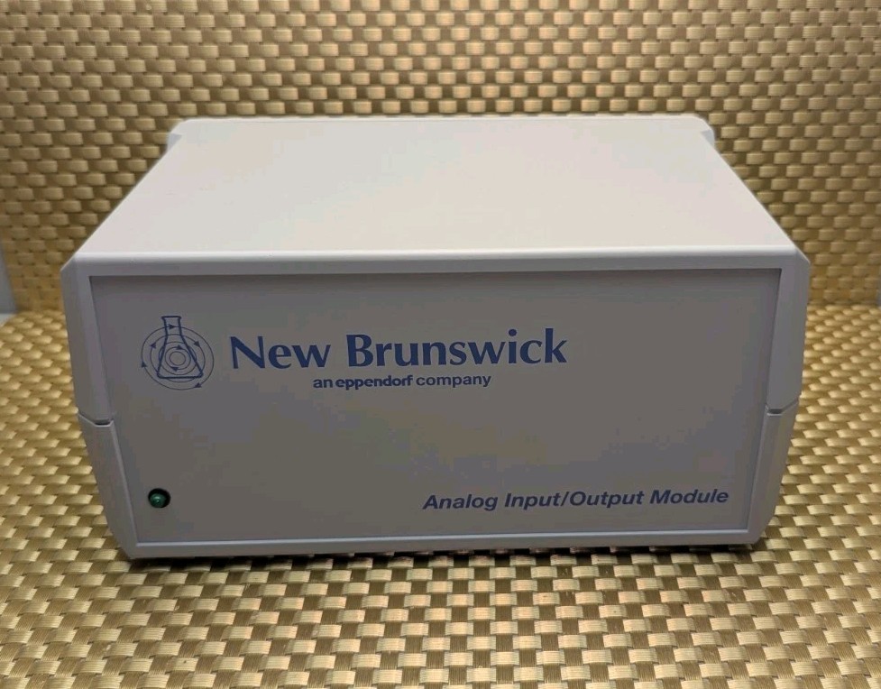 Eppendorf New Brunswick I/O Module Analog Input/Output Module