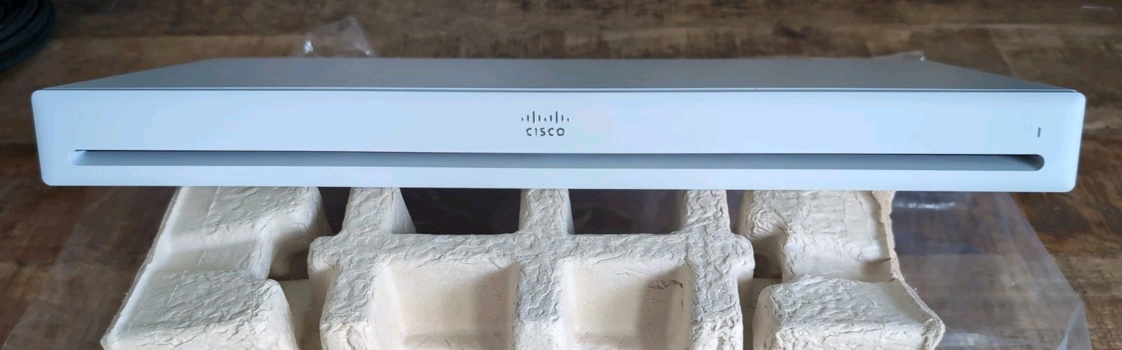 Cisco Codec EQ CS-COD-EQ-K9 V01