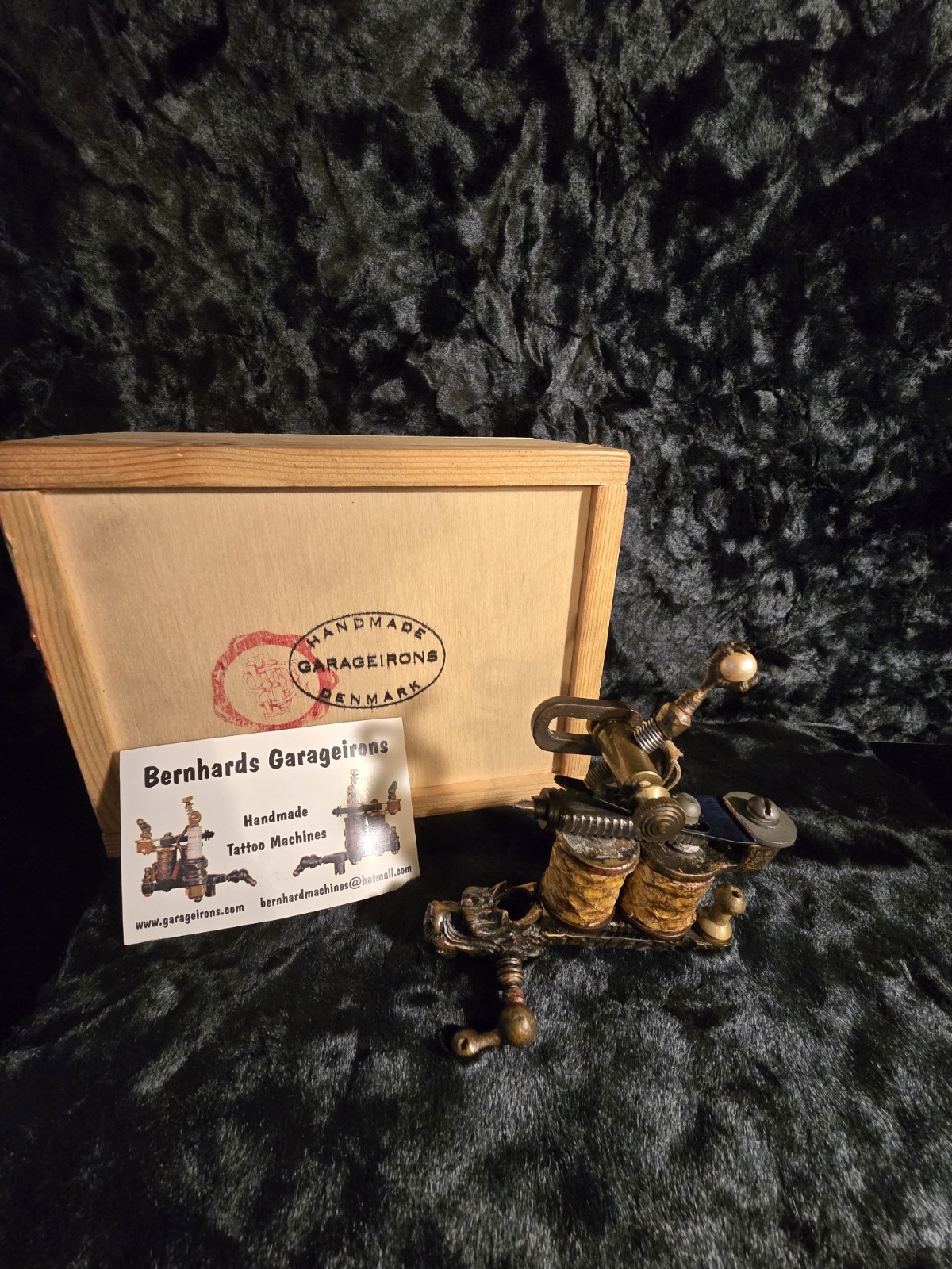 BERNHARDS GARAGE IRONS HANDMADE FRAMELESS DRAGON SHADER TATTOO MACHINE SNAKE