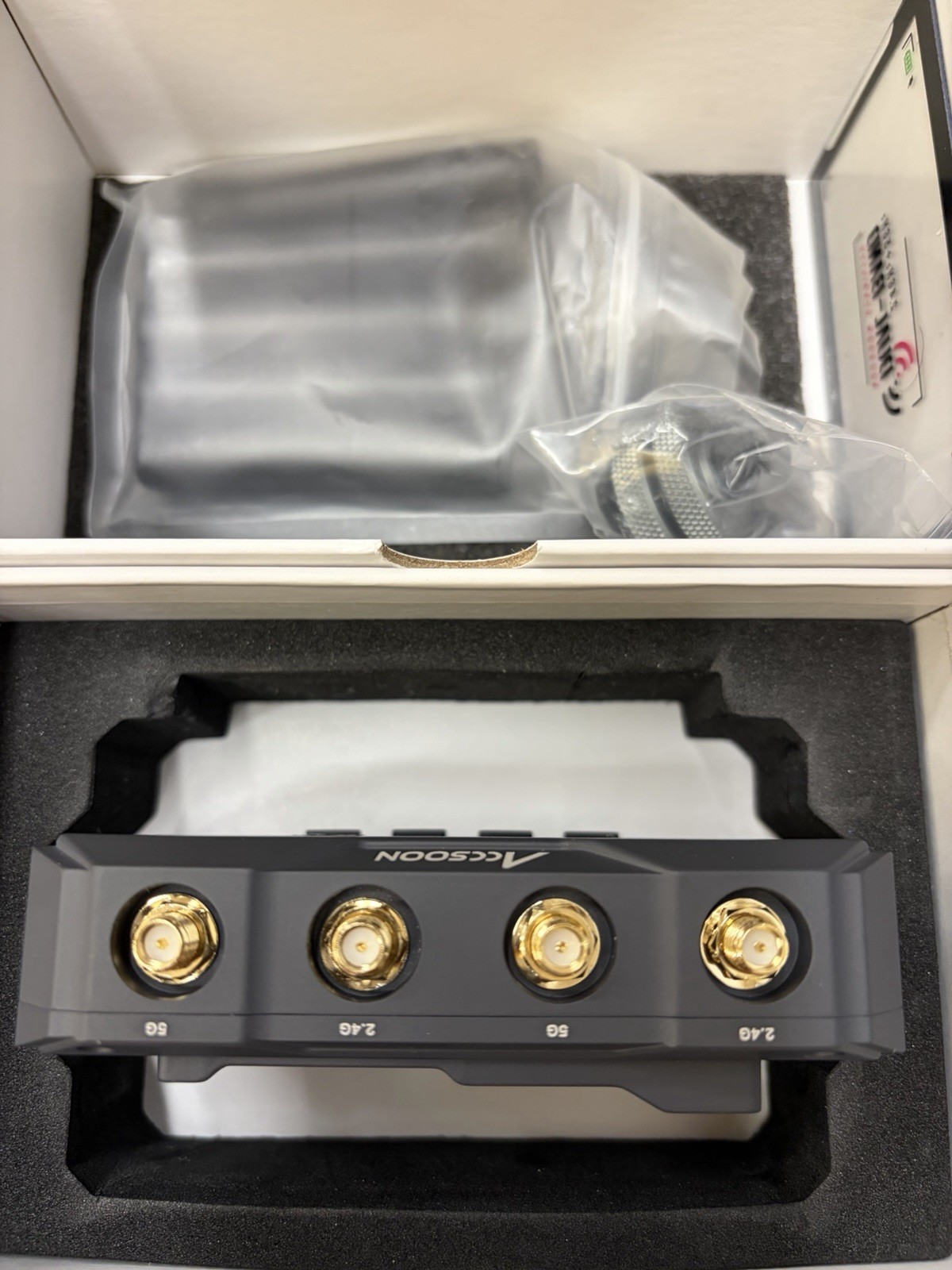 Accsoon CineView SE Multi-Spectrum Wireless Video Transmitter
