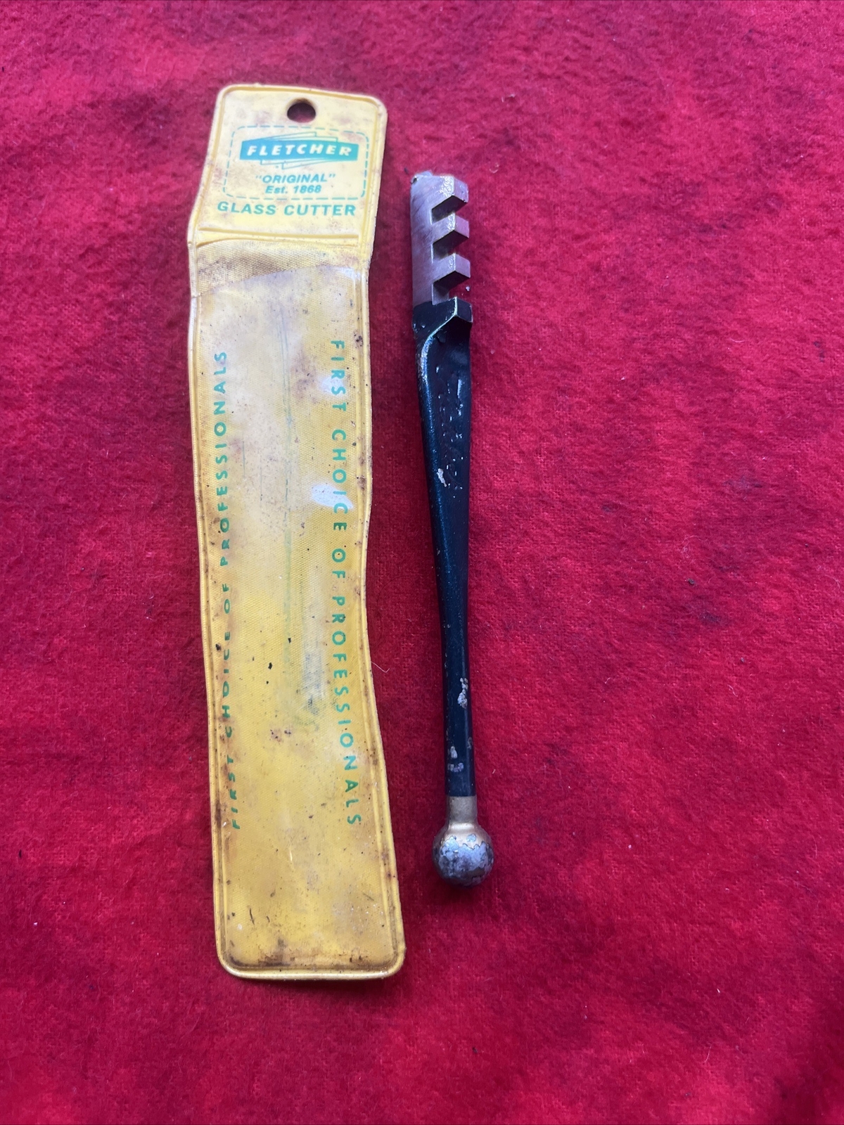 VINTAGE FLETCHER NO. 2 GLASS CUTTER - USA (k9)
