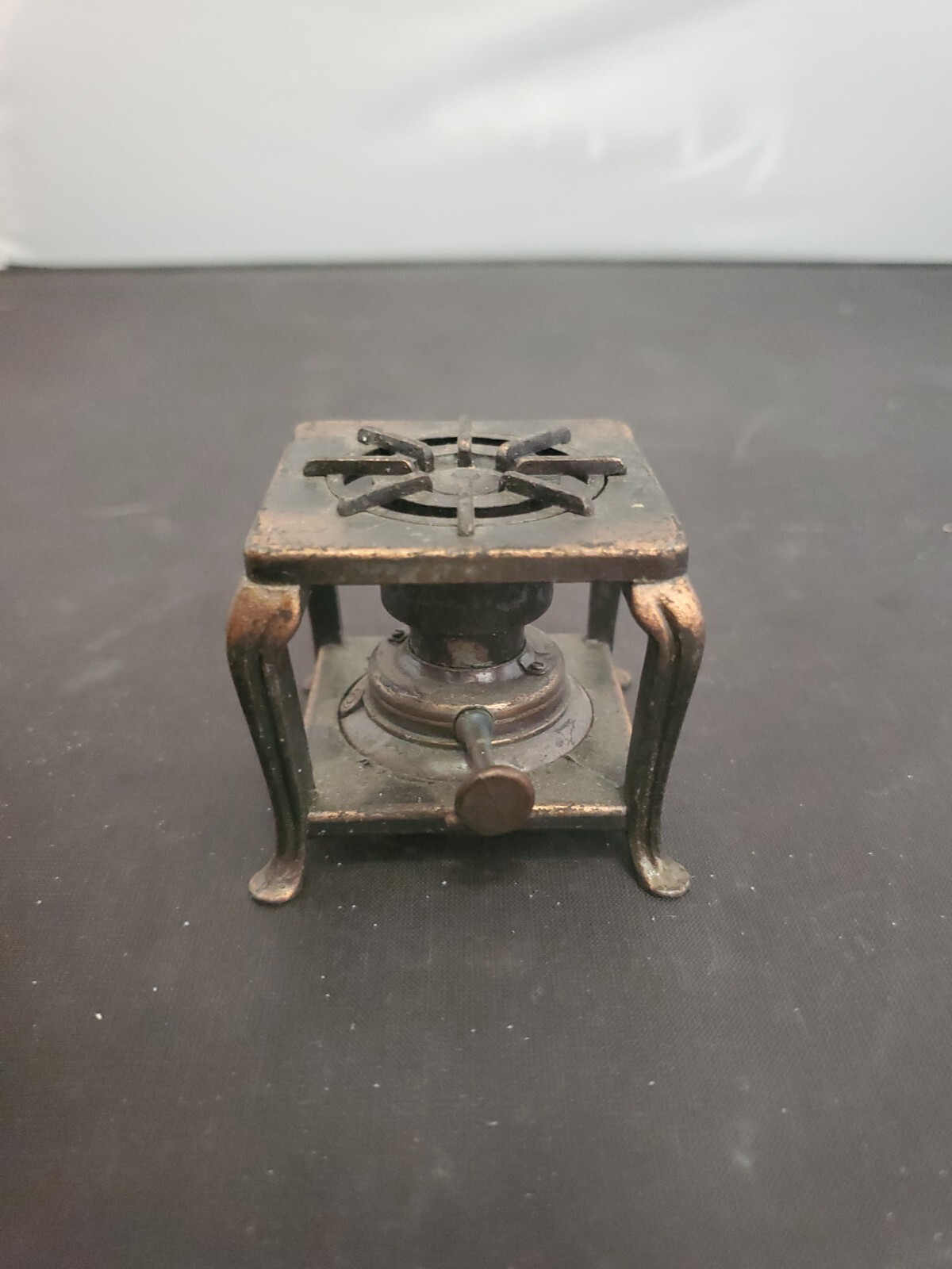 VINTAGE PLAY ME PENCIL SHARPENER # 977 MADE IN SPAIN