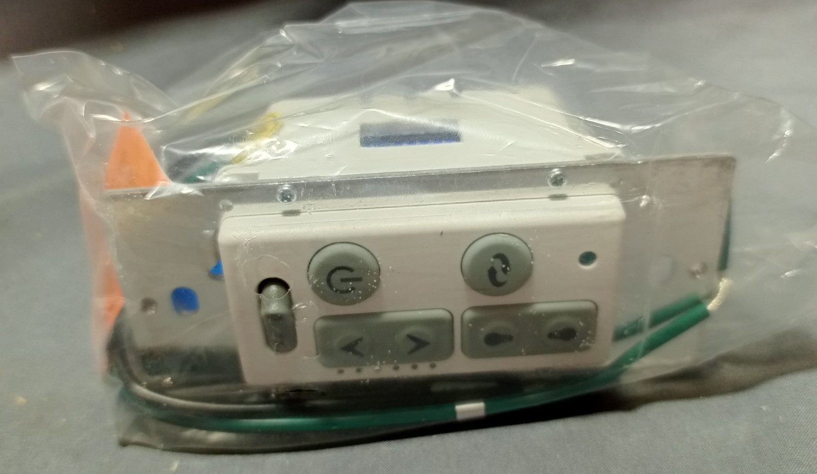 LazoHome LSW605A 6 Speed Wall Control