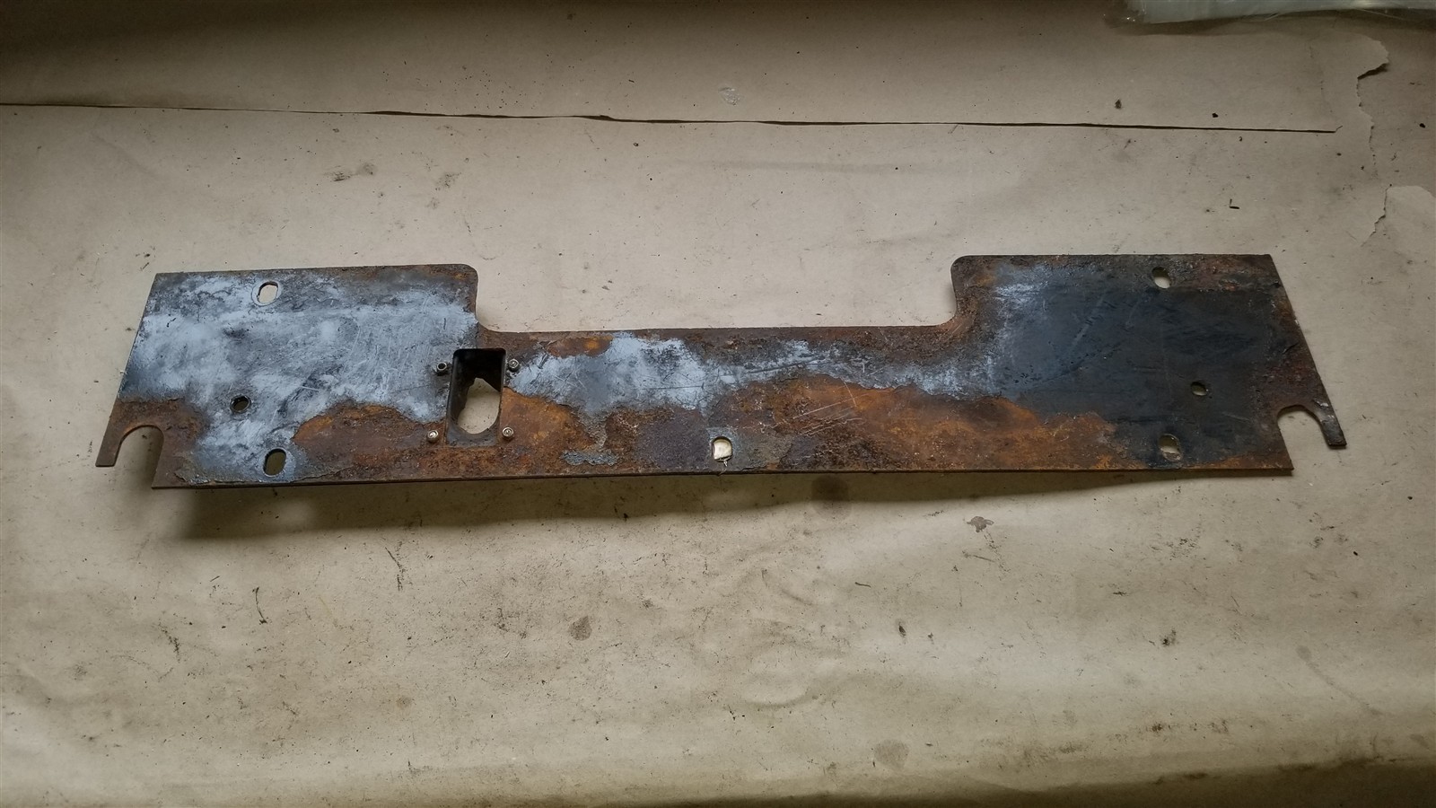 Bobcat 6700211 Lower front panel 853