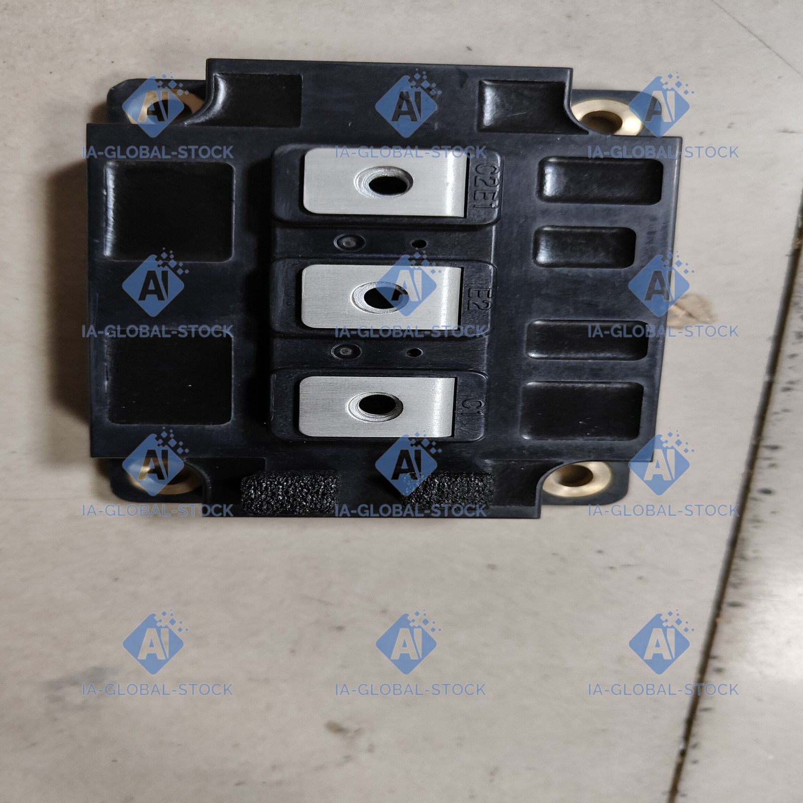One Unit Brand New CM300DY-24H Mitsubishi US Fee Shipping + 1 Year Warranty