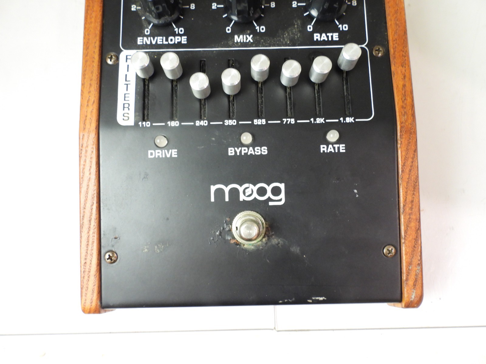 Moog MF-105B Bass Murf Envelope Filter Effects Pedal Moogerfooger