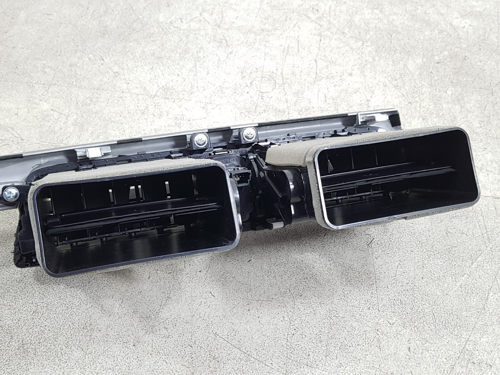 MAZDA 3 MK3 BN 17-18 DASHBOARD AIR VENT & TRIM SET