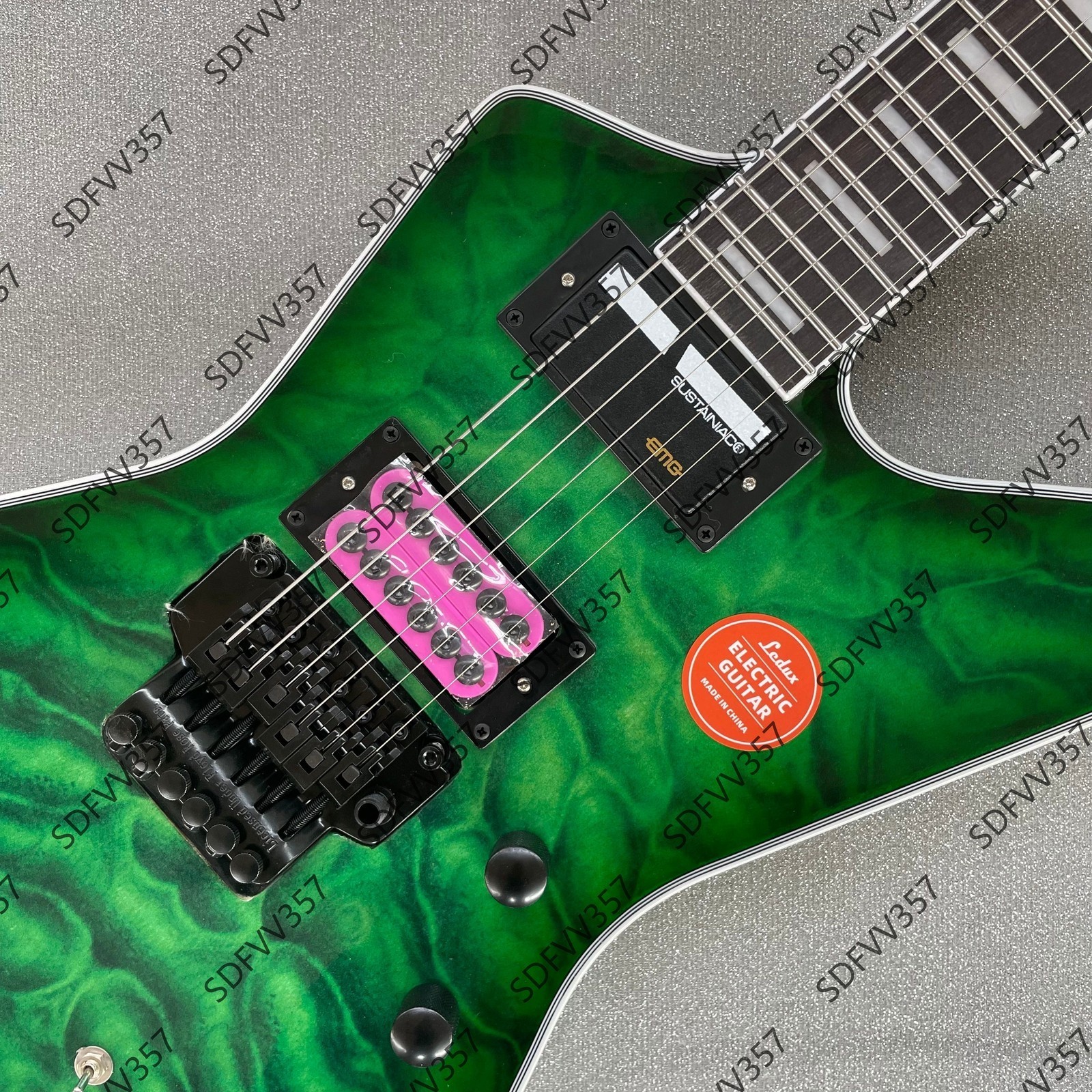 Elegant Solid Electric Guitar Green Quilted FR Bridge HH Active Pickups