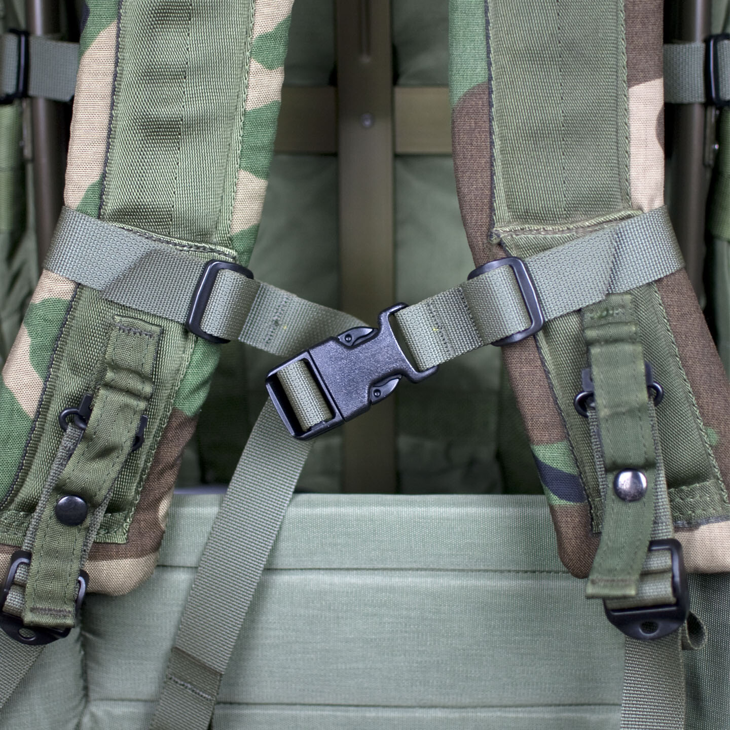 Improved ALICE Pack Sternum Strap - For Medium or Large Ruck Shoulder Straps