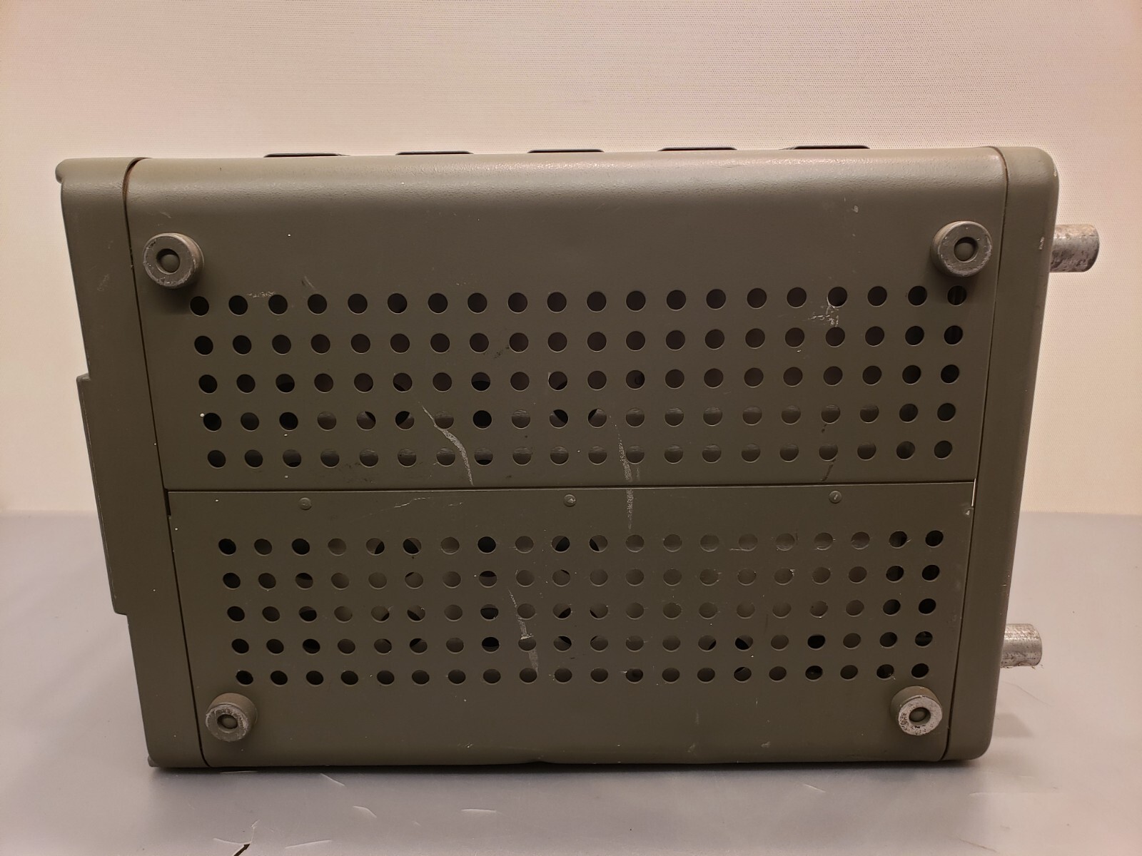Vintage Hewlett Packard HP model 608E VHF Signal Generator **Nice Condition