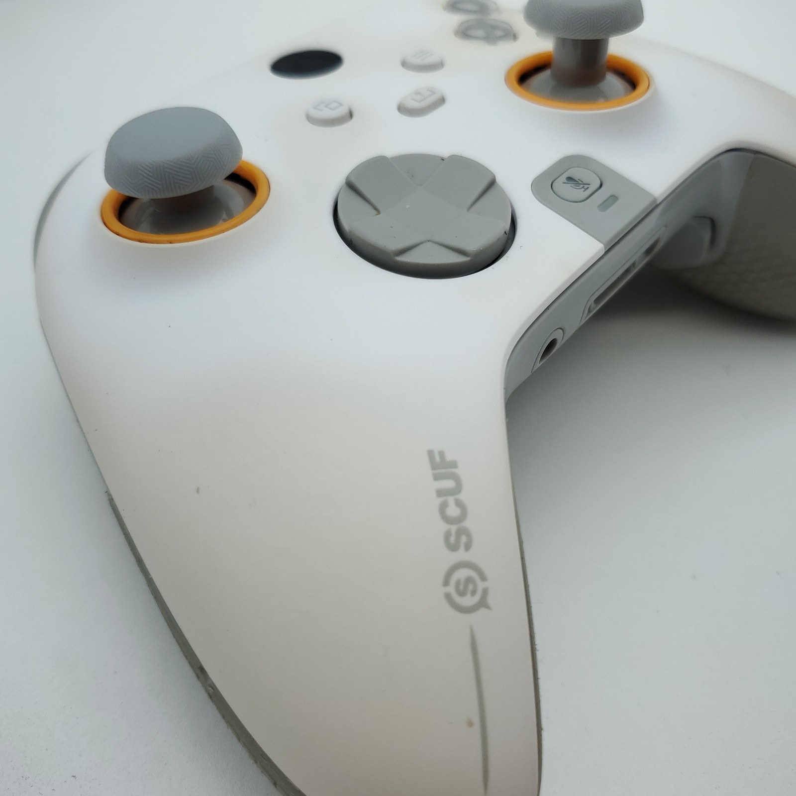 Scuf SG504-01 Instinct Wireless Controller White For Xbox Series X|S/One & PC