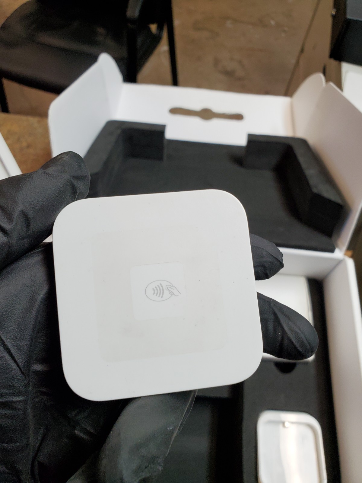 Square POS System Kit w/ Contactless Reader, Mounts, Toolkit & Cloth S1F-CHN