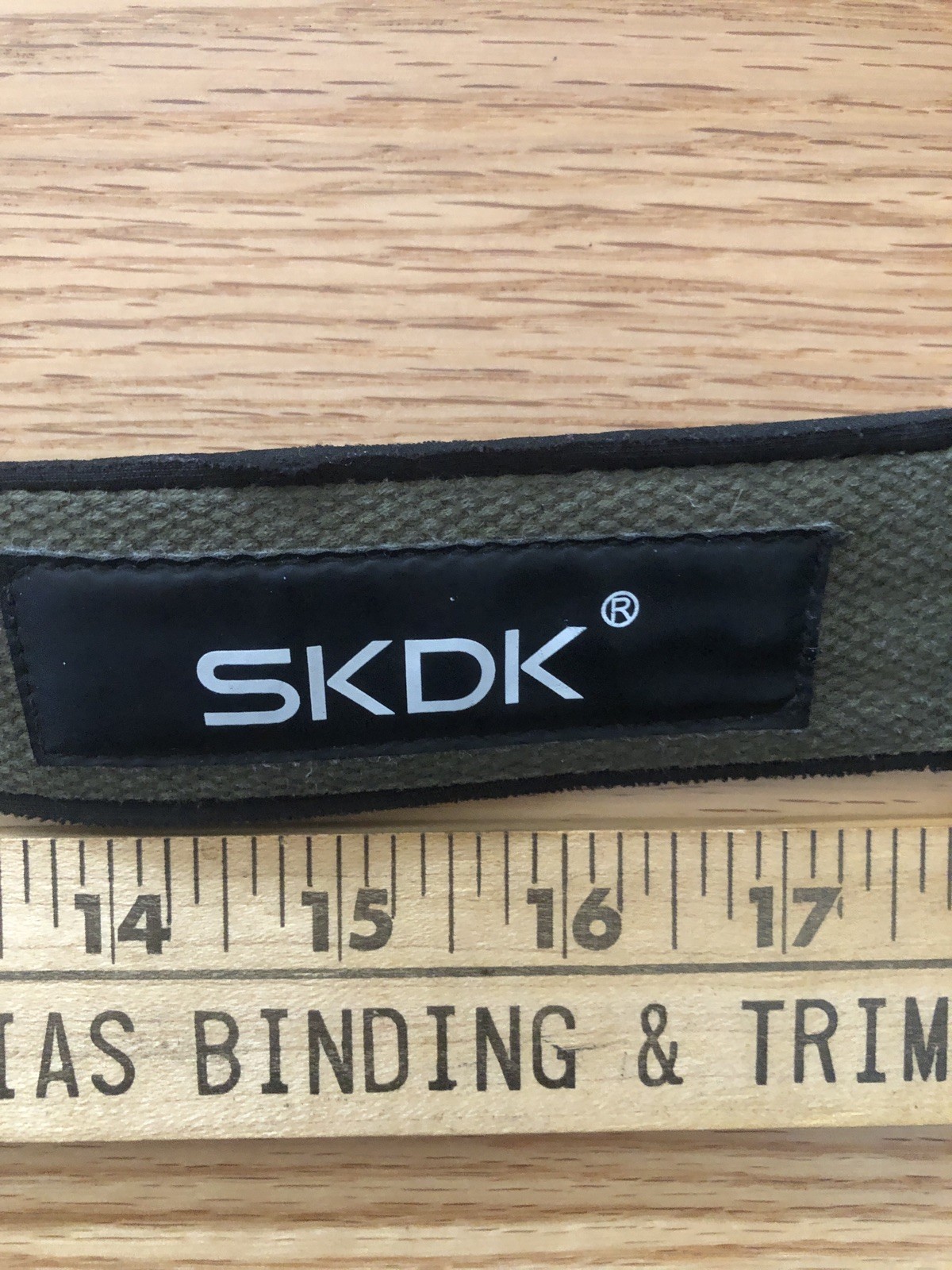 SKDK Weight Lifting Wrist Single Strap Deadlift GRIPS NEOPRENE CUSHION Green