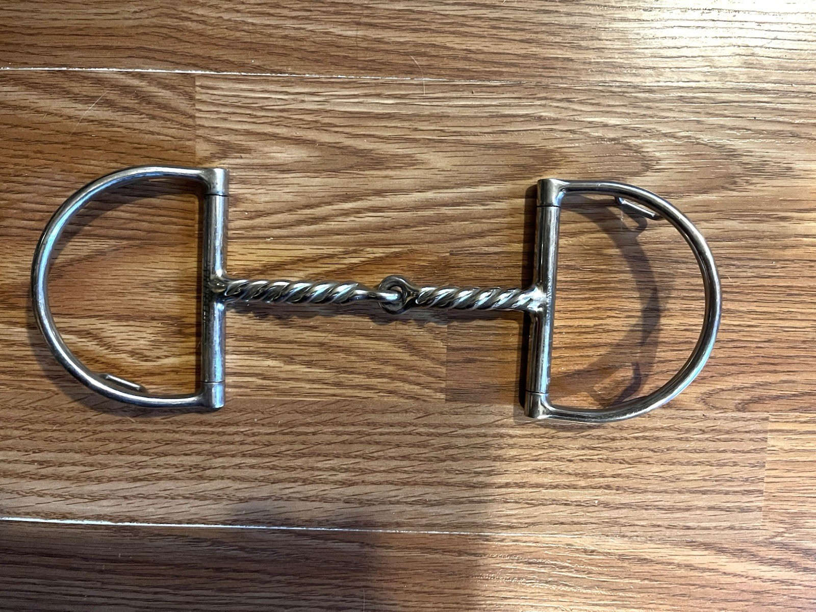 English Twisted Mouthpiece 5” Dee Bit With Hooks