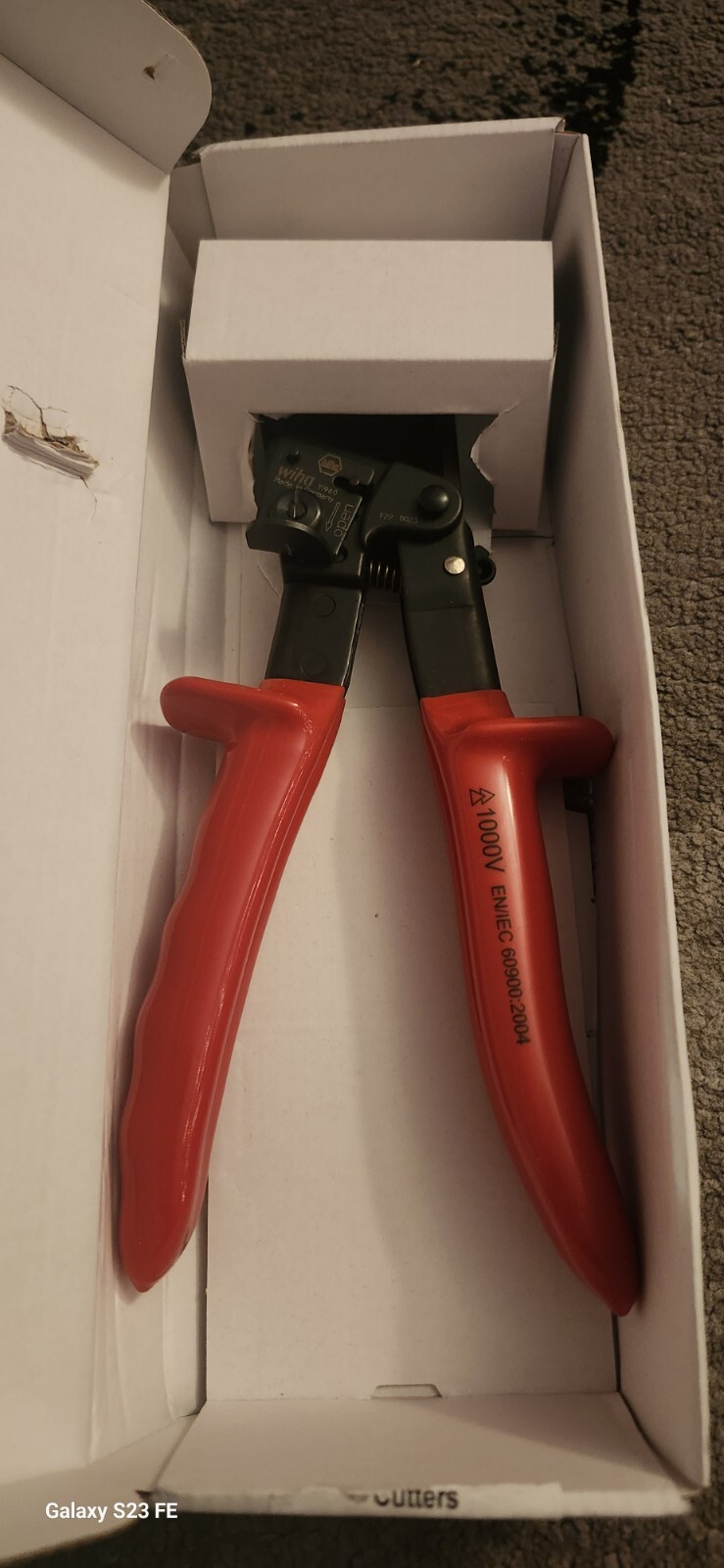 WIHA 11960 Insulated Cable Cutter,Shear Cut, 10"